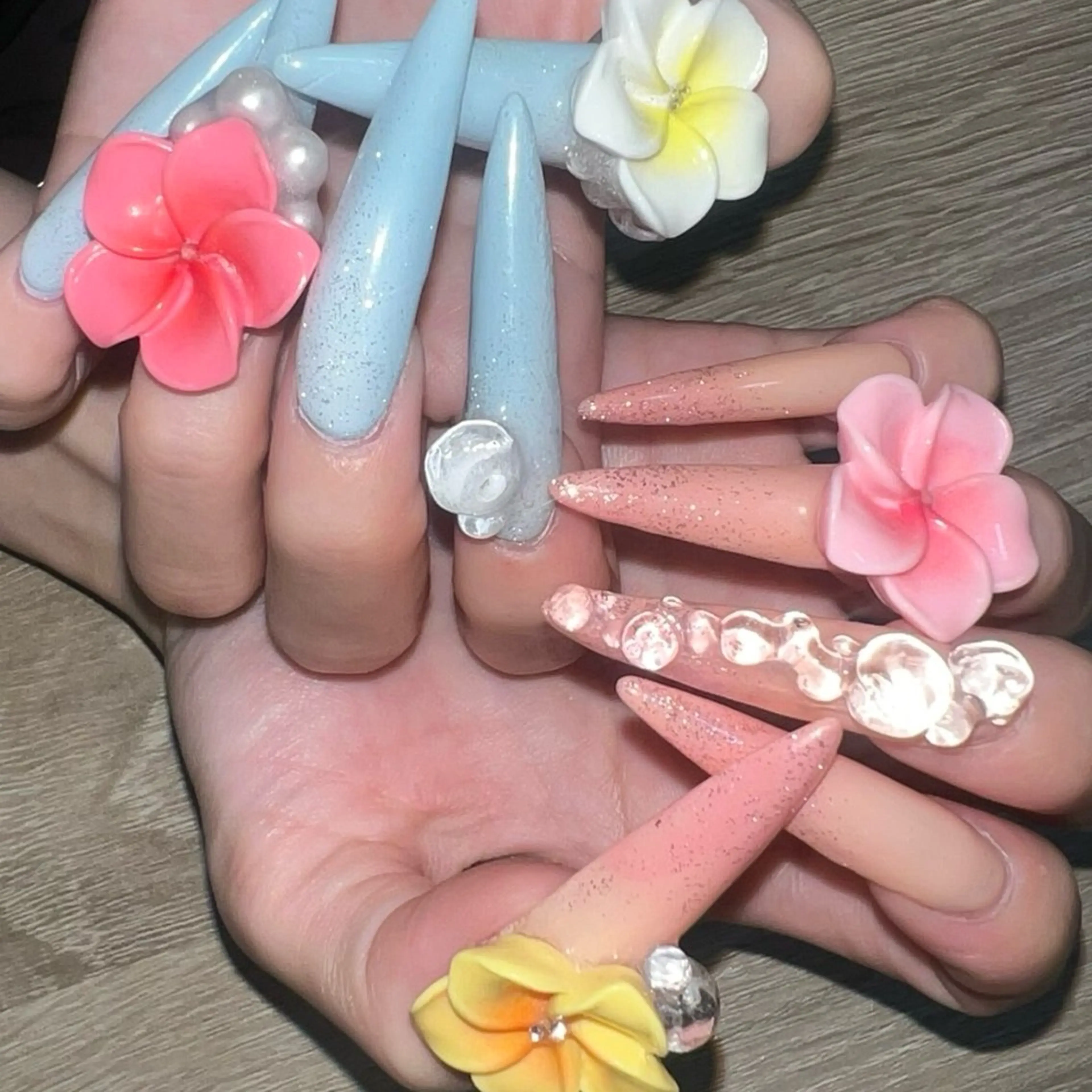 ネイル ロングネイル スーパーロングネイル ハンドネイル WOLTOKYO渋谷 yunaのネイルデザイン