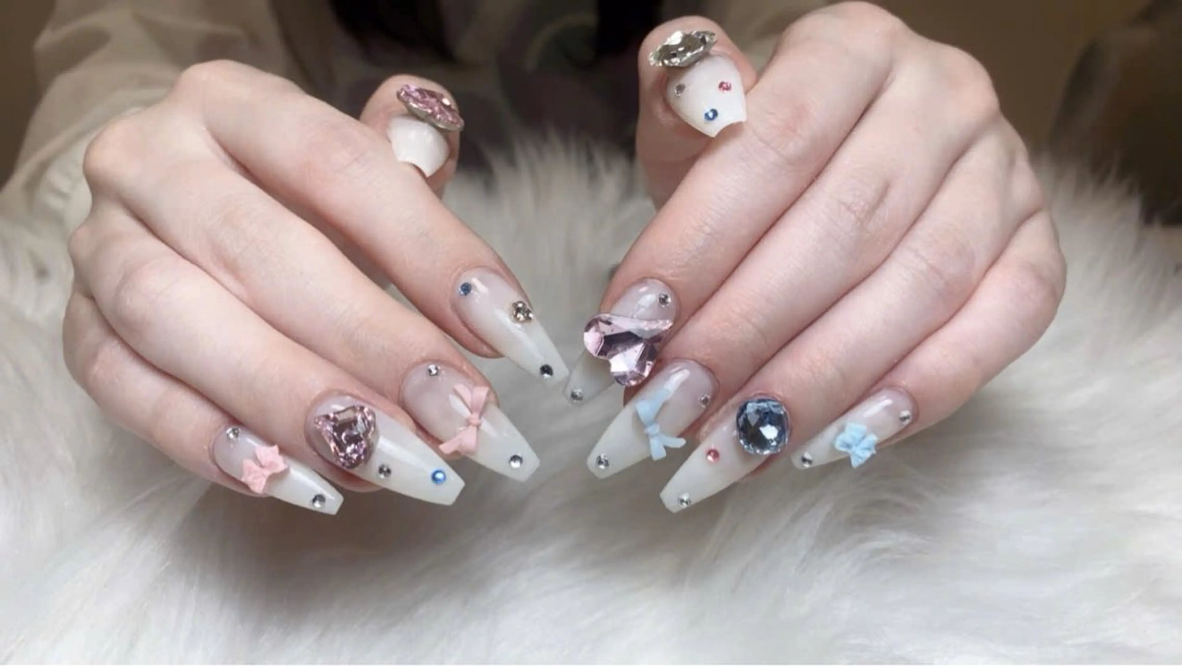 ネイル ハンドネイル REI NAIL1のネイルデザイン
