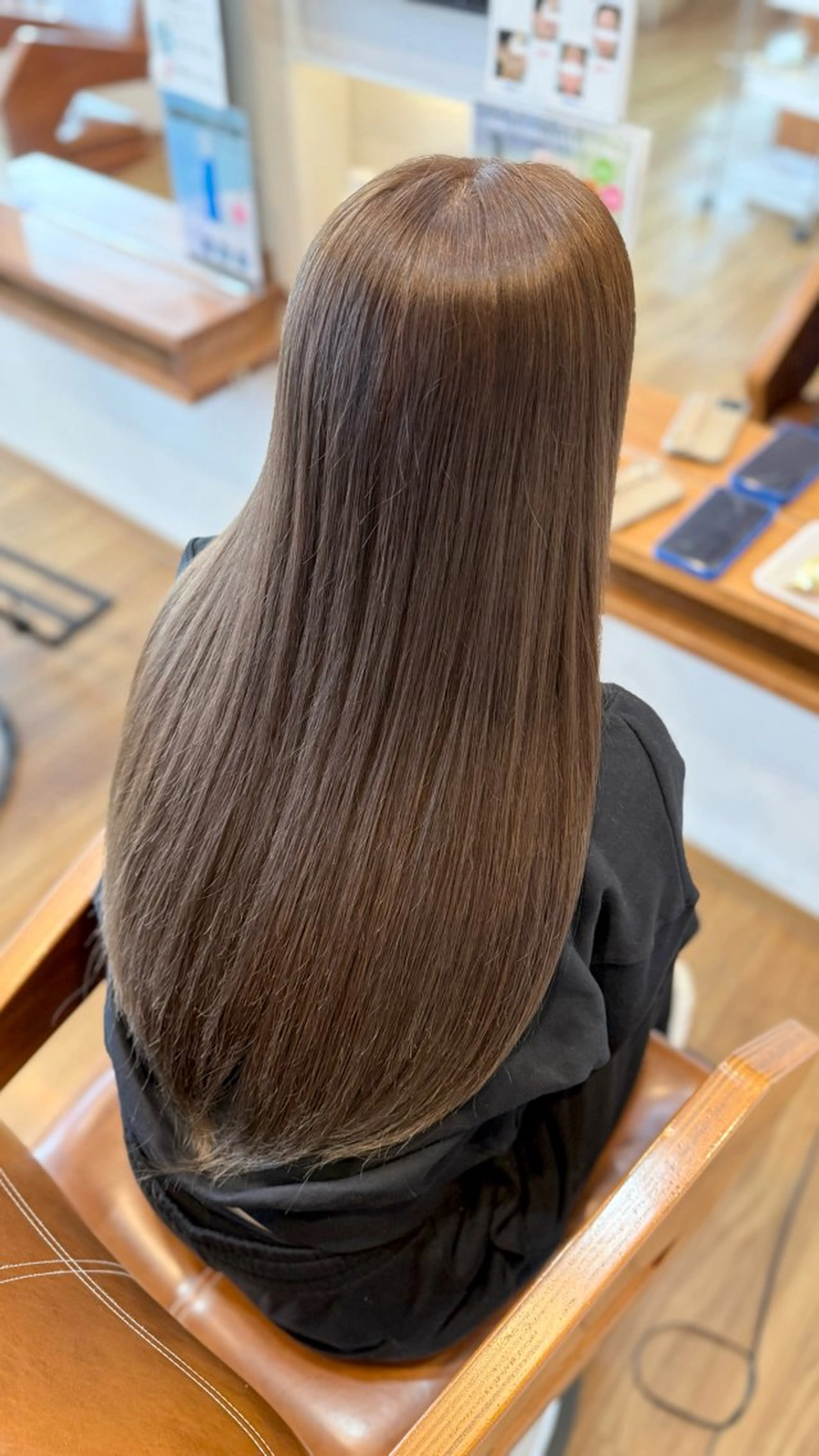 ロング ヘアカラー 心cocoro RISAのヘアスタイル