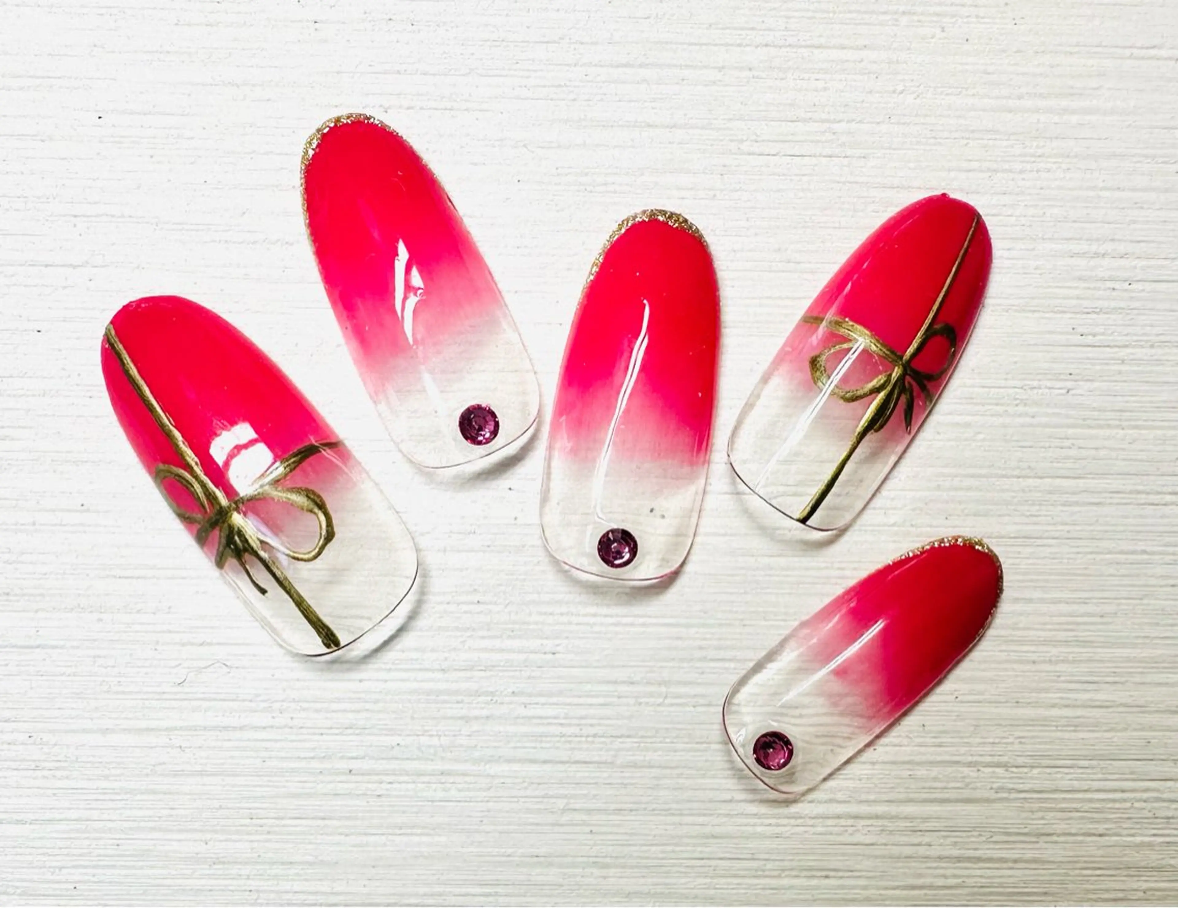 ネイル ハンドネイル ニュアンスネイル🌈 MYU Nailsのネイルデザイン