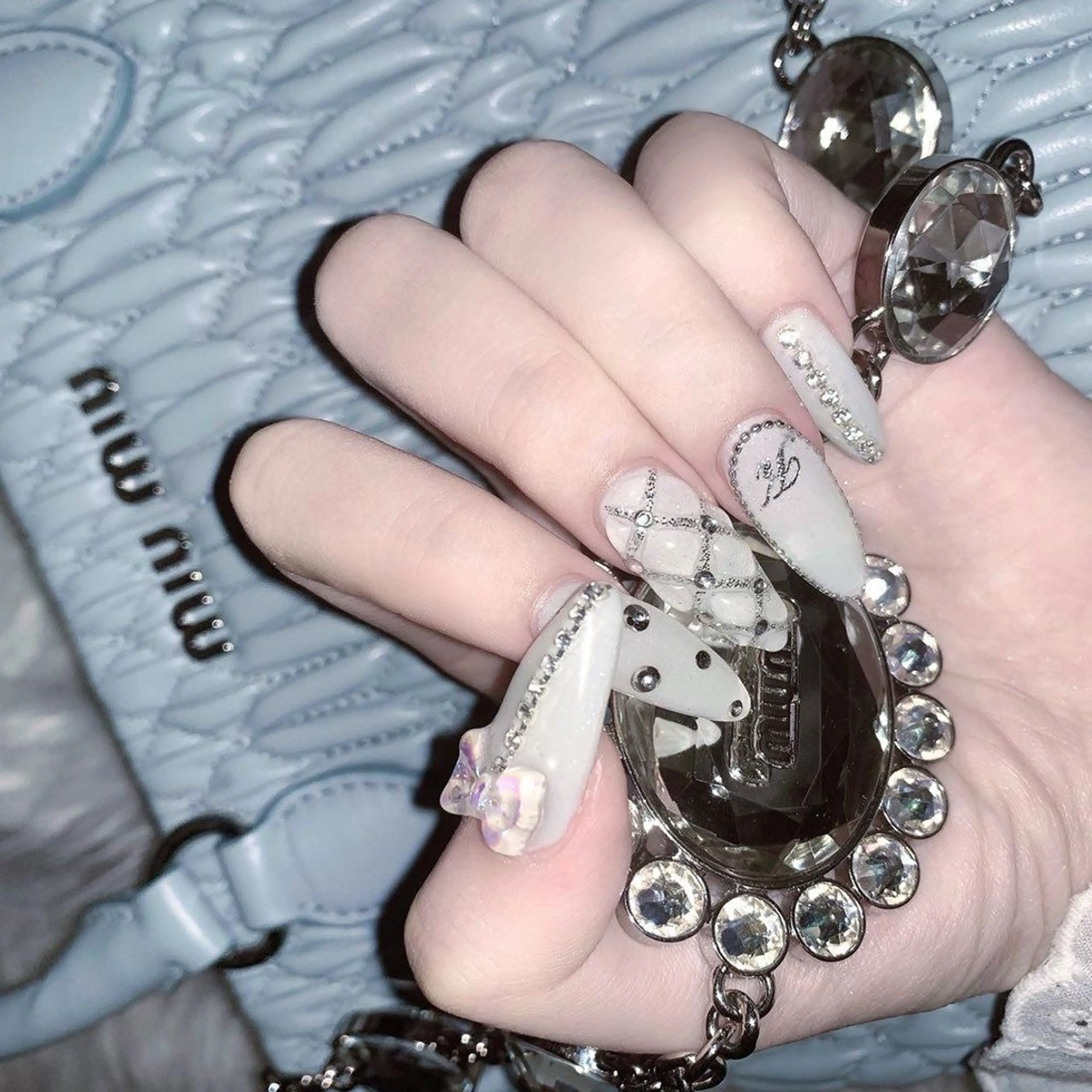 ネイル アートネイル 長さ出し ジェルネイル マグネットネイル ニュアンスネイル ハンドネイル KIM キムのネイルデザイン