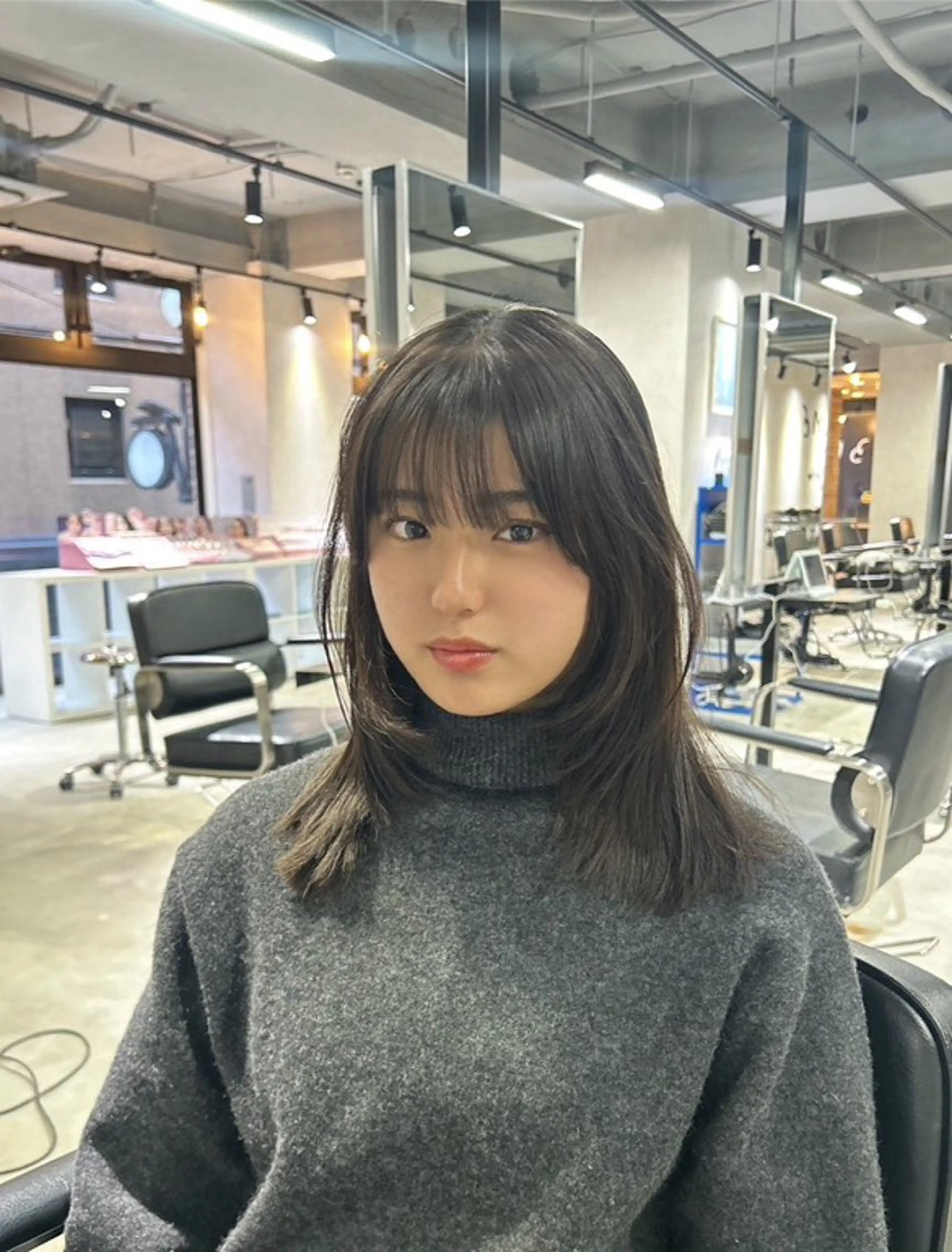 ミディアム レイヤーカット ワンホンヘア/ 透明感カラー/ゆうとのヘアスタイル