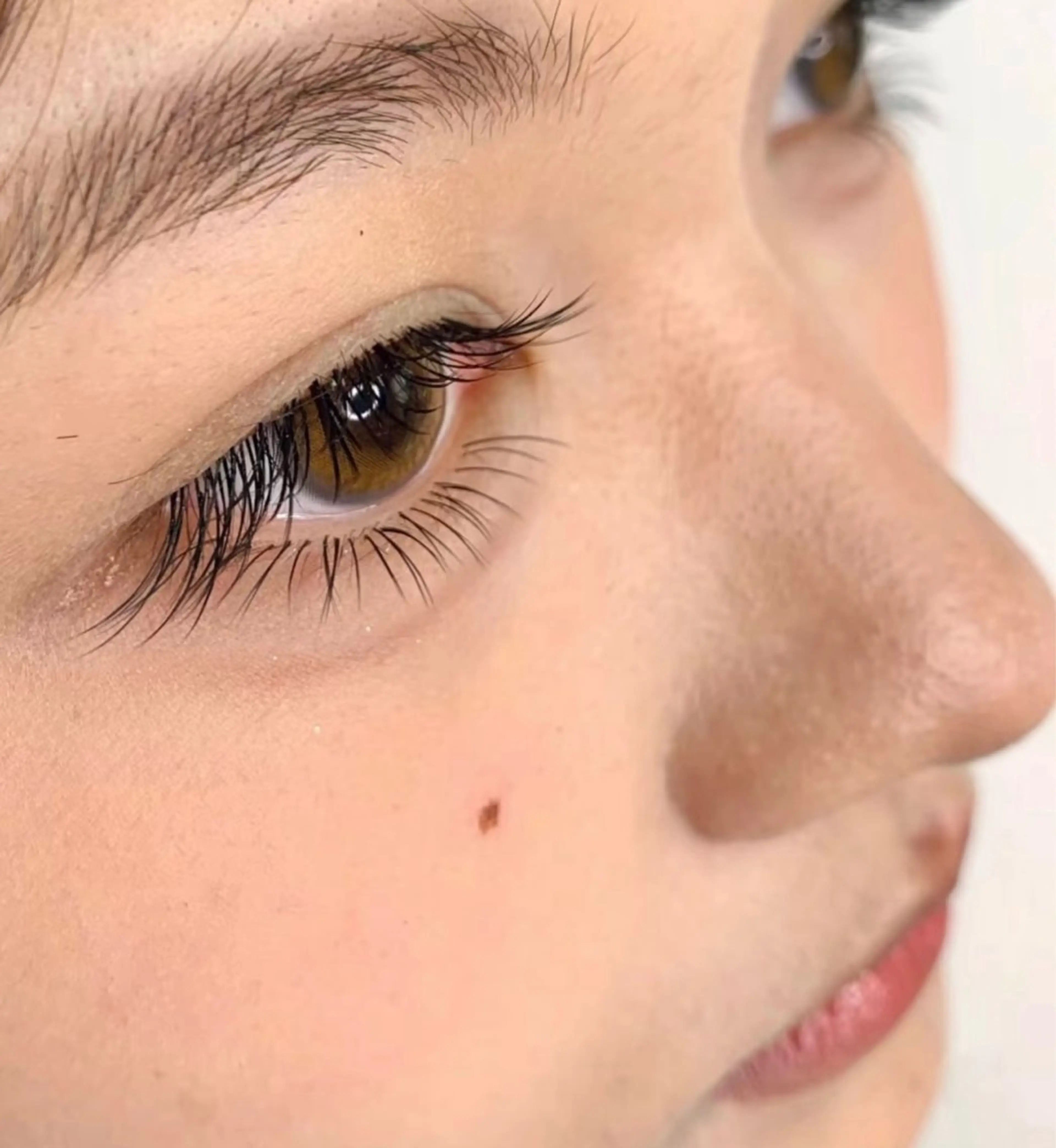 マツエク・マツパ ビオラス サロンのマツエク・マツパデザイン