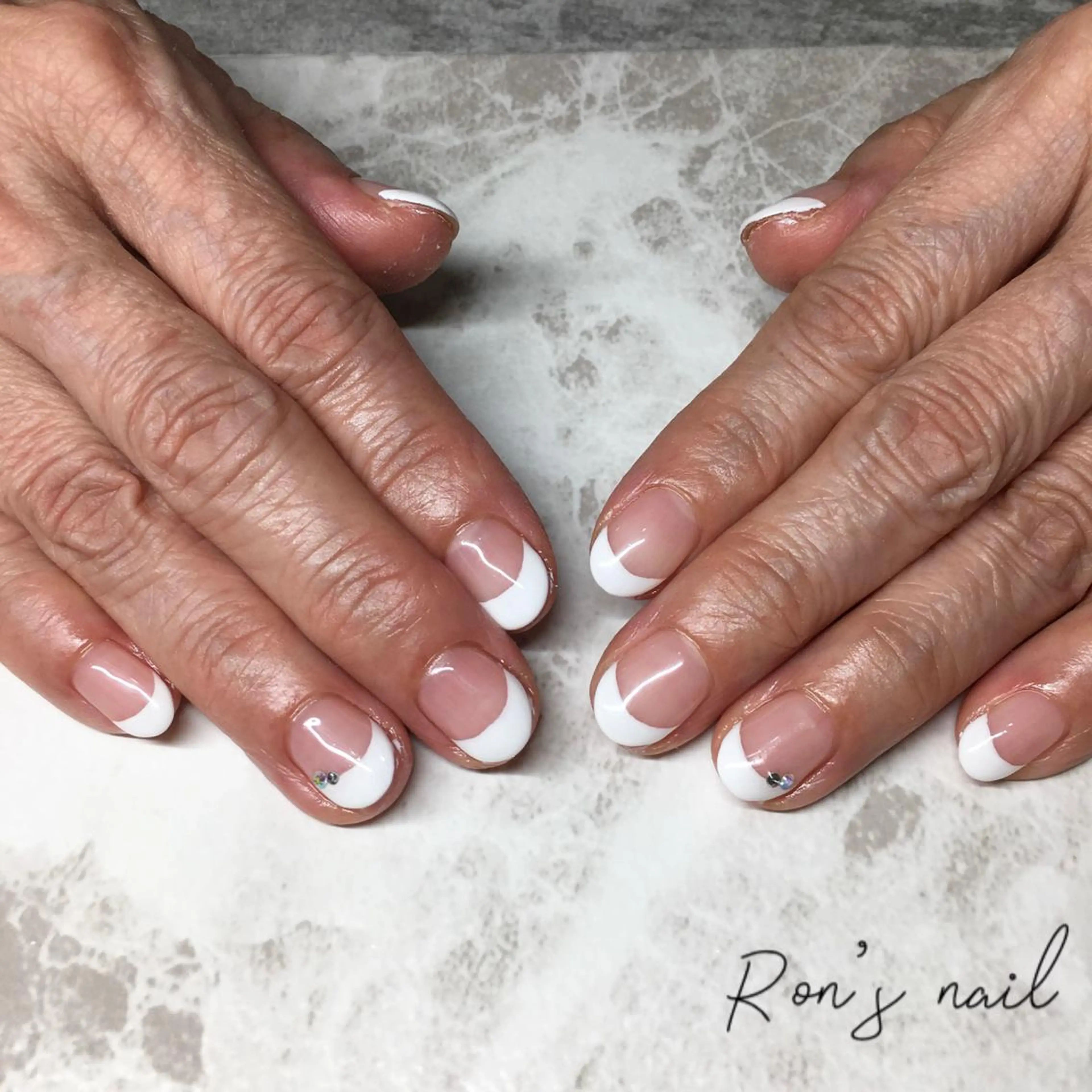 ネイル ストーンネイル Ron's nail 笹岡のネイルデザイン