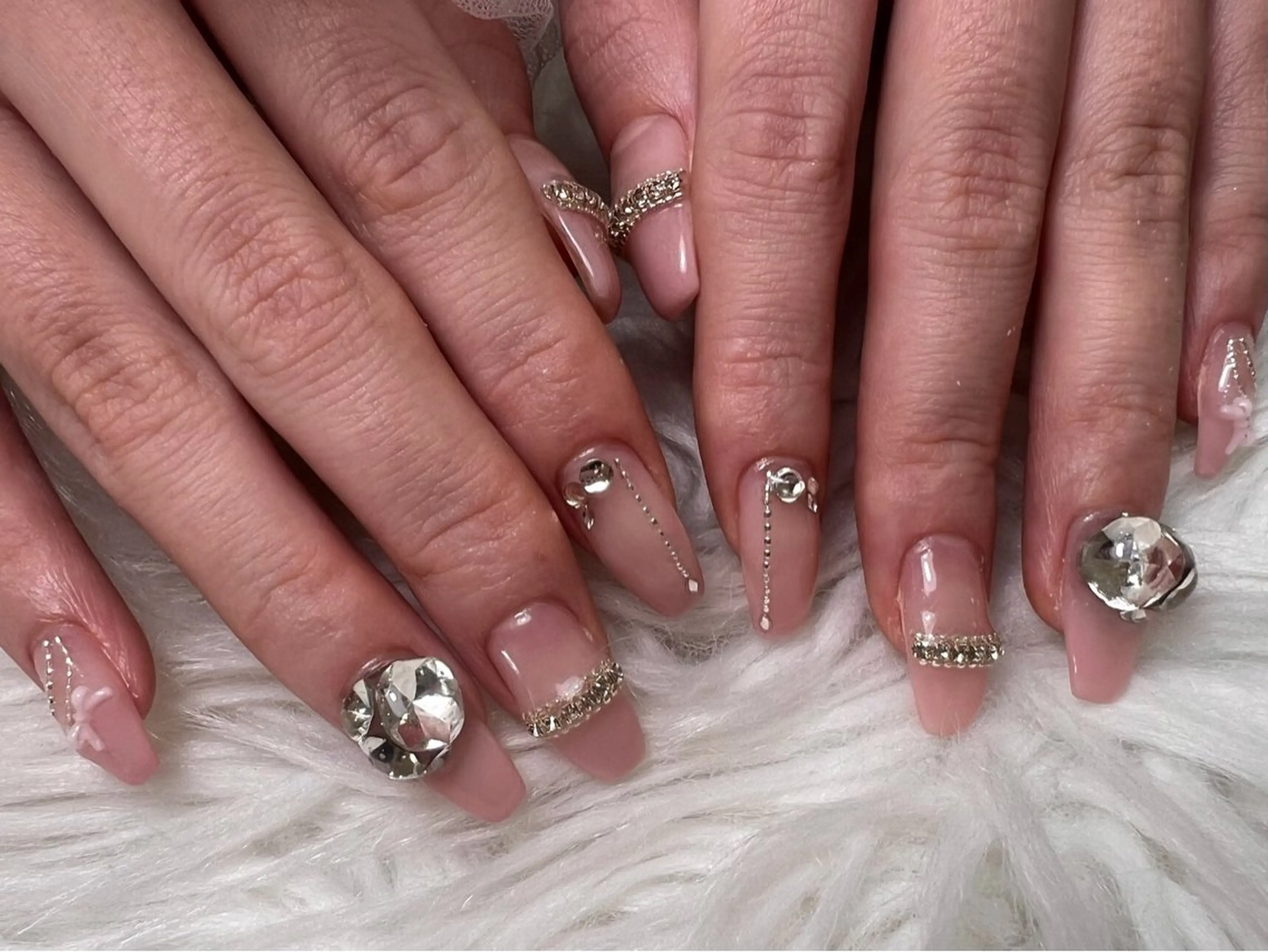 ネイル Nailsalon petille所属・H azのネイルデザイン