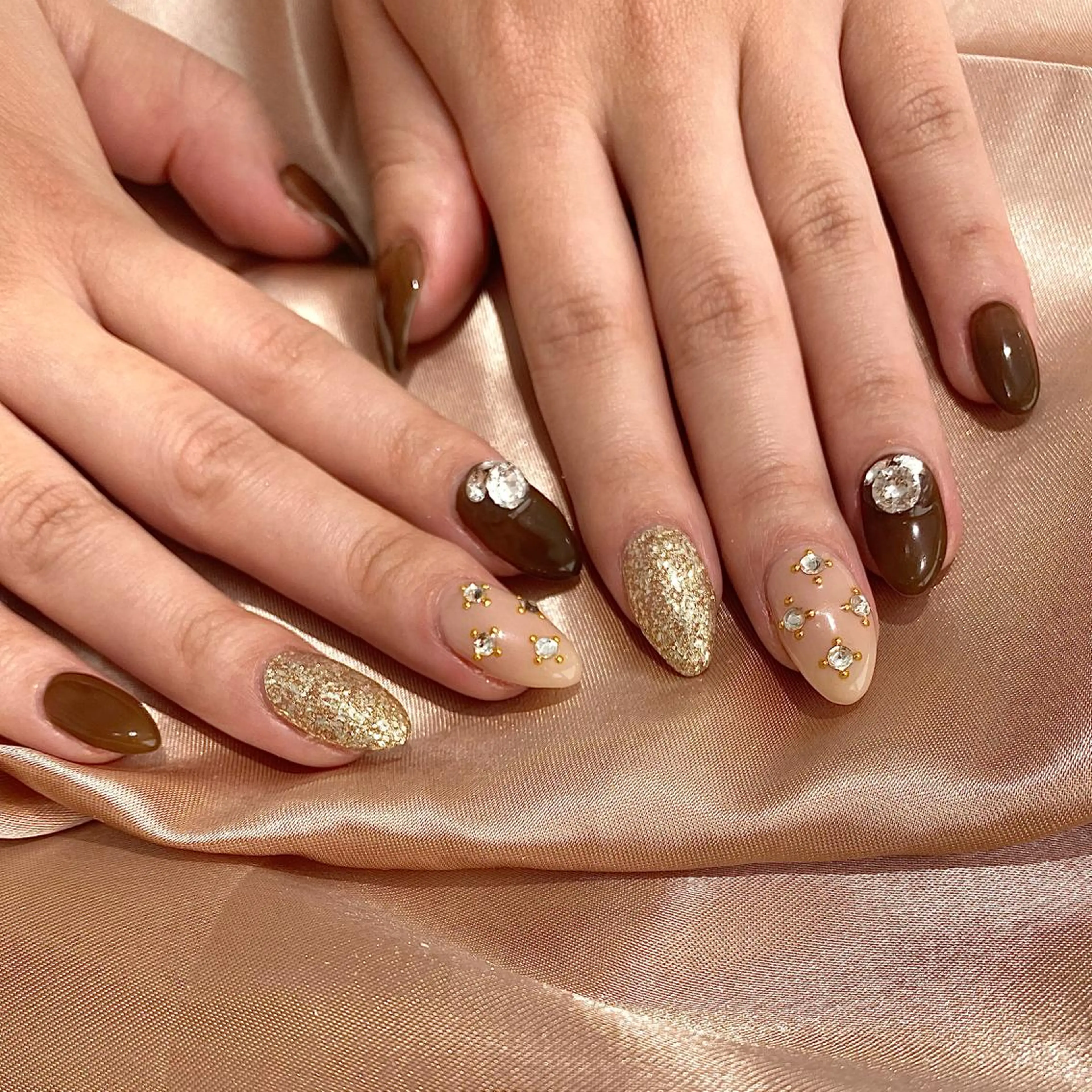 ネイル ulu beautysalon所属・ulu 渋谷 表参道 Yukiの眉毛・アイブロウイメージ