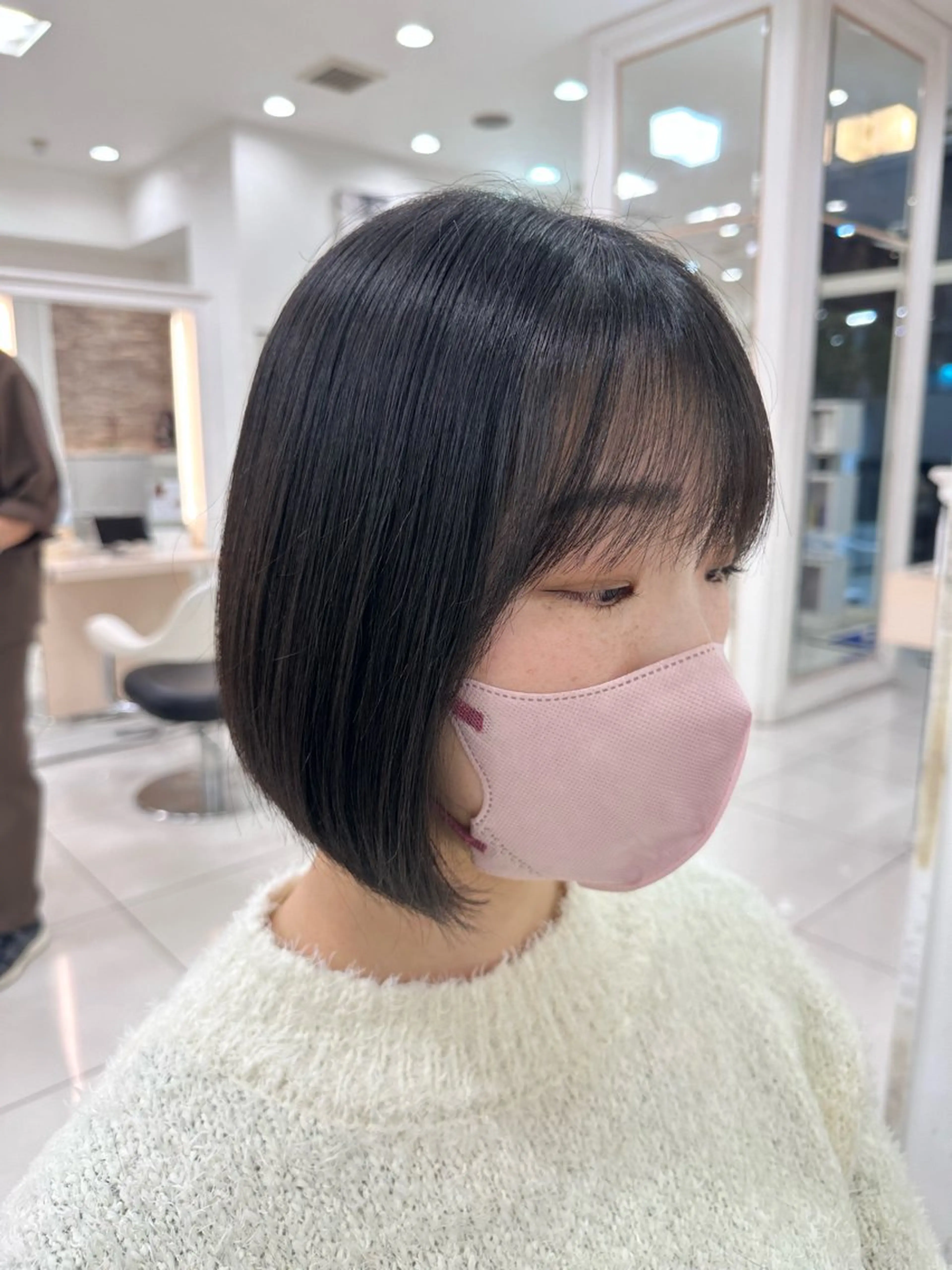 ショート ボブ 伊佐 愛のヘアスタイル