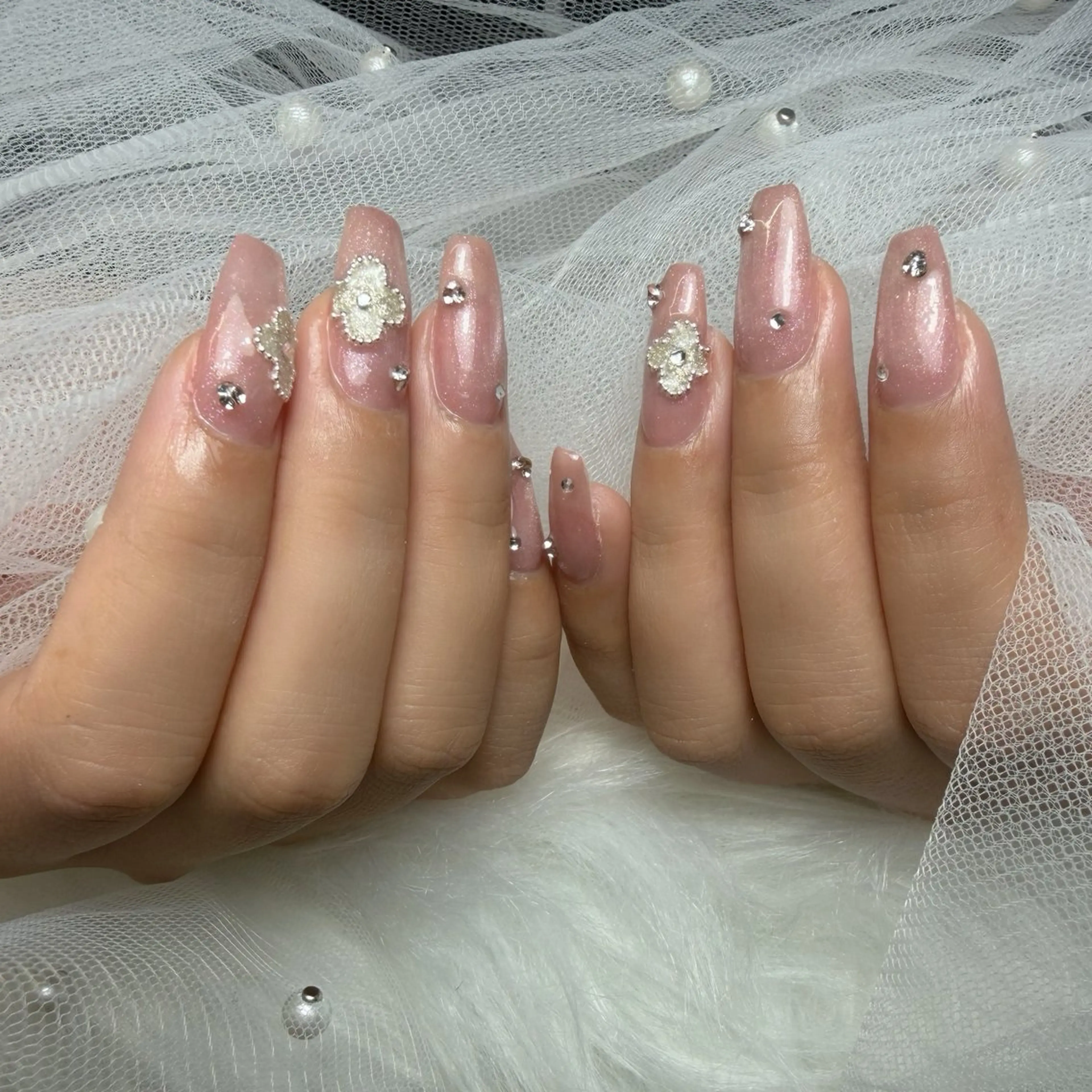 ネイル 岸 麗佳のネイルデザイン