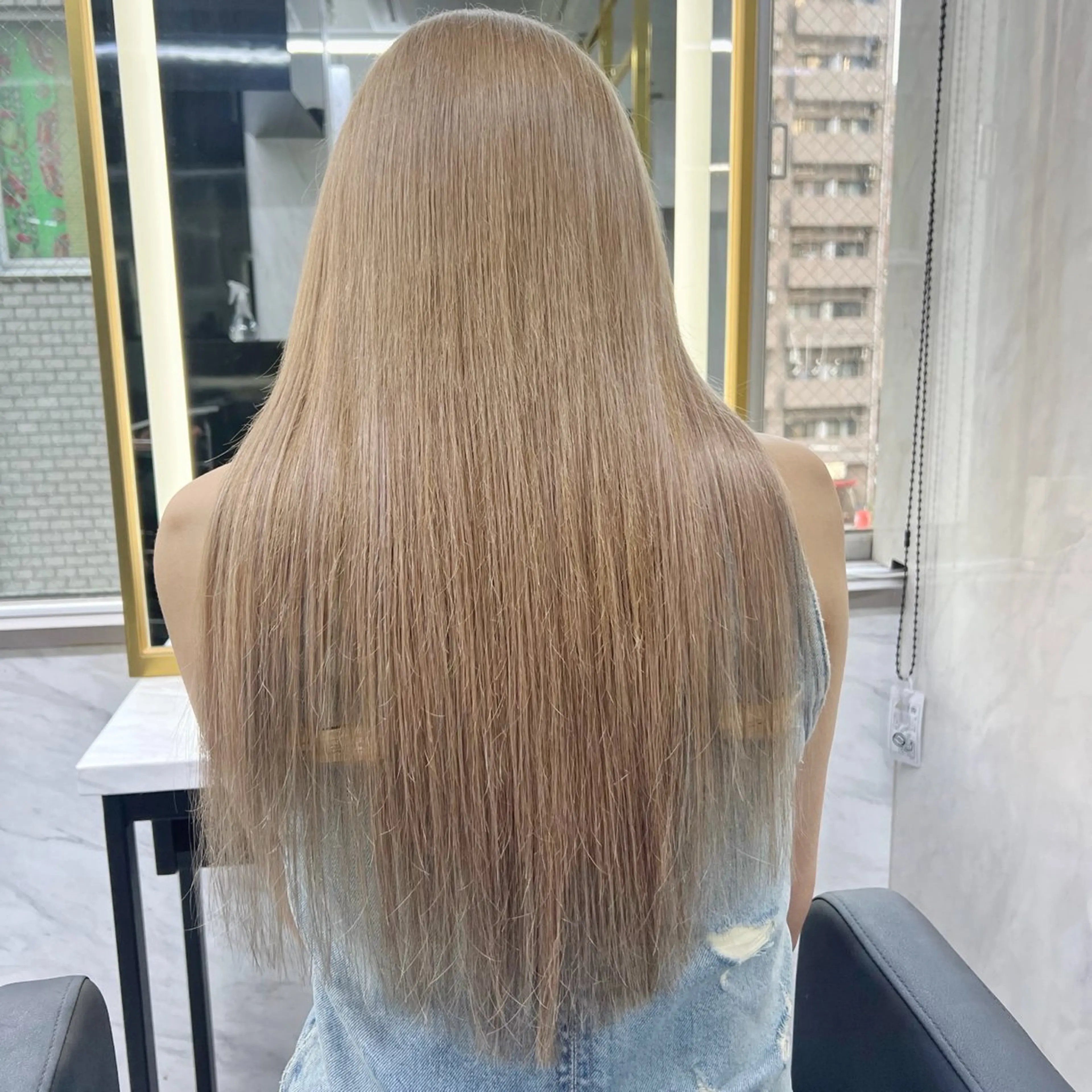 ロング カラー シールエクステ ハイトーンカラー エクステ ヘアカラー エクステ シールエクステ特化 ハイトーン、NANAのヘアスタイル