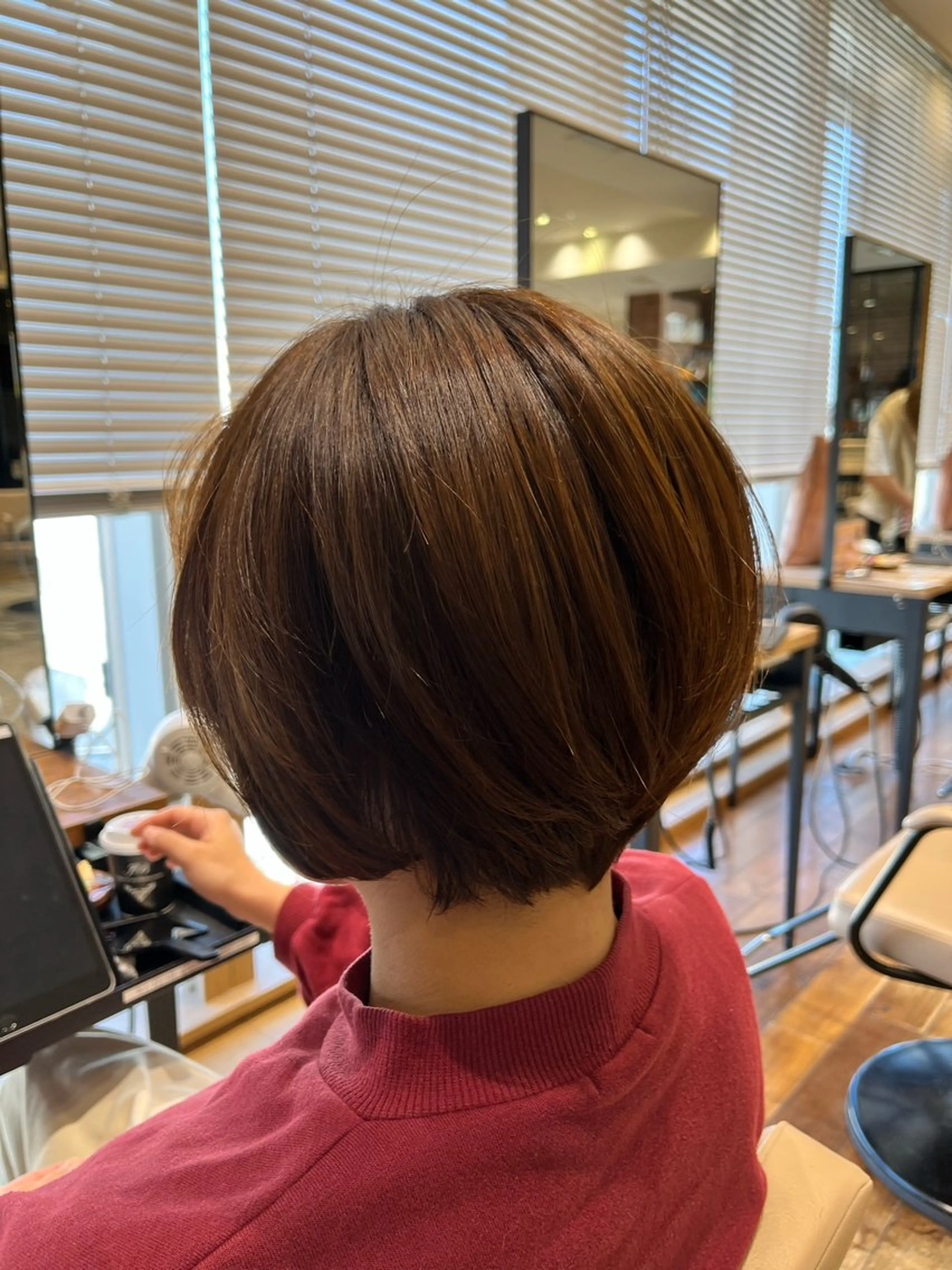 ショート 顔まわりカット 前髪カット安井楽人のヘアスタイル