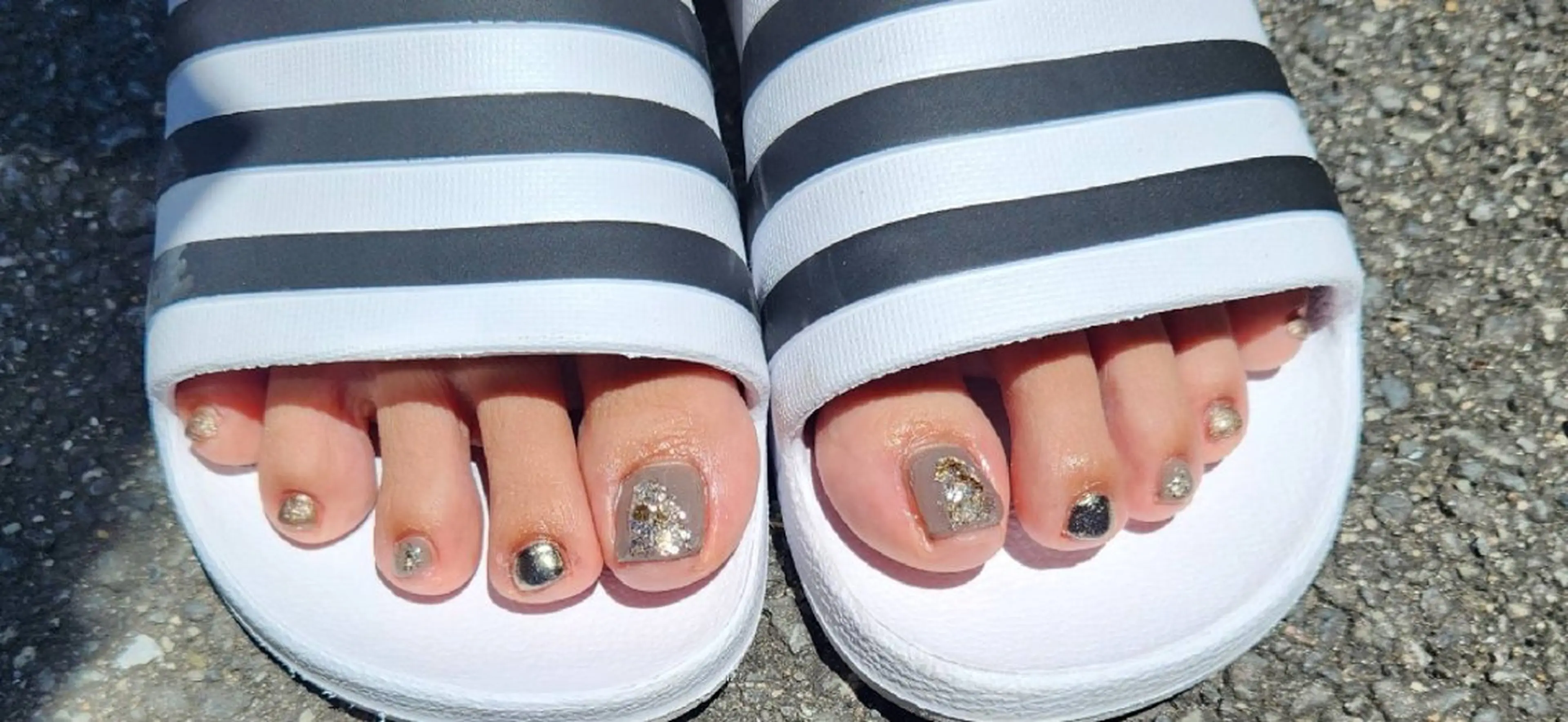 ネイル フットネイル フットネイル T's nailのネイルデザイン