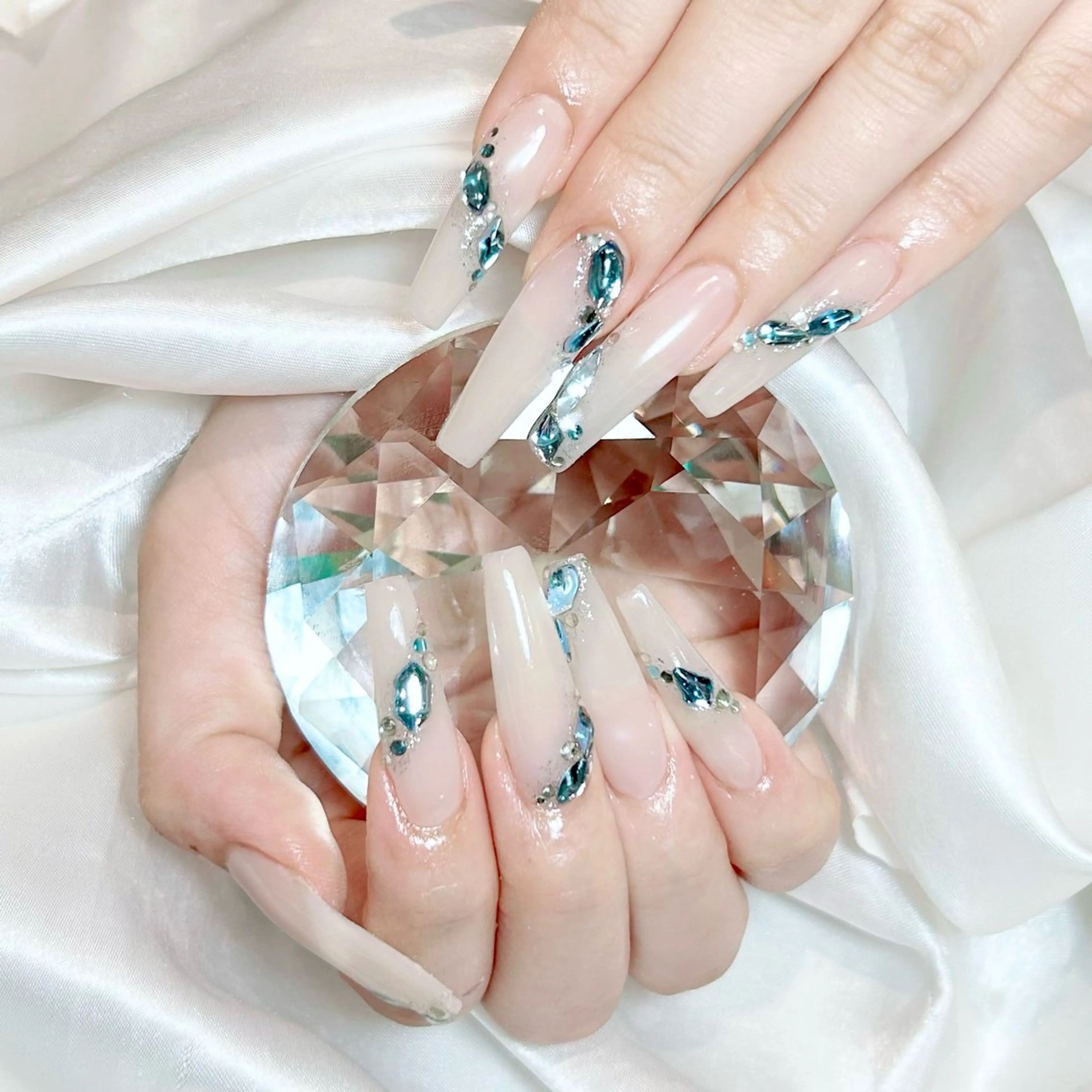 ネイル ハンドネイル WISTERIA hayamiのネイルデザイン