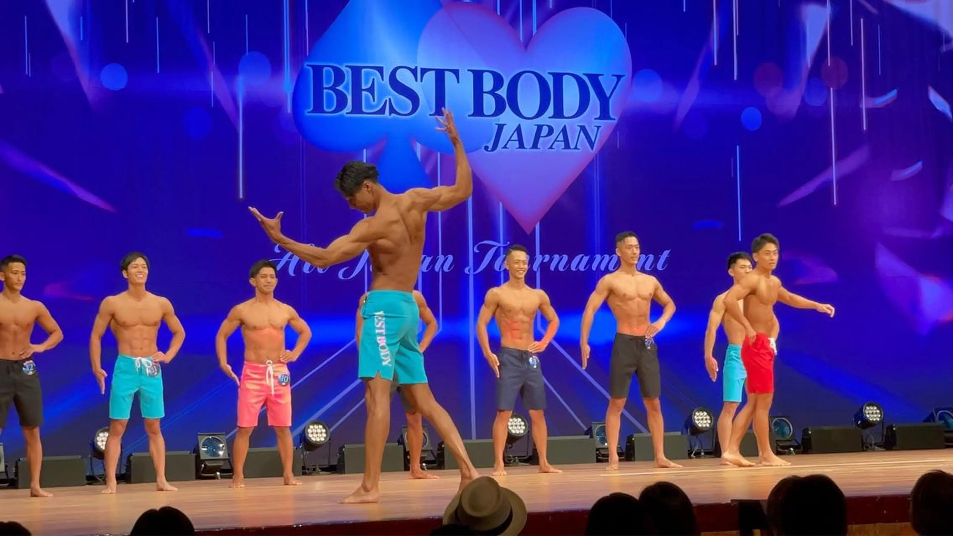 ショート カラー パーマ ヘアアレンジ メンズ キッズ ネイル マツエク・マツパ アイブロウ 眉毛ワックス脱毛 脱毛サロン KAvanceのエステ・リラクイメージ