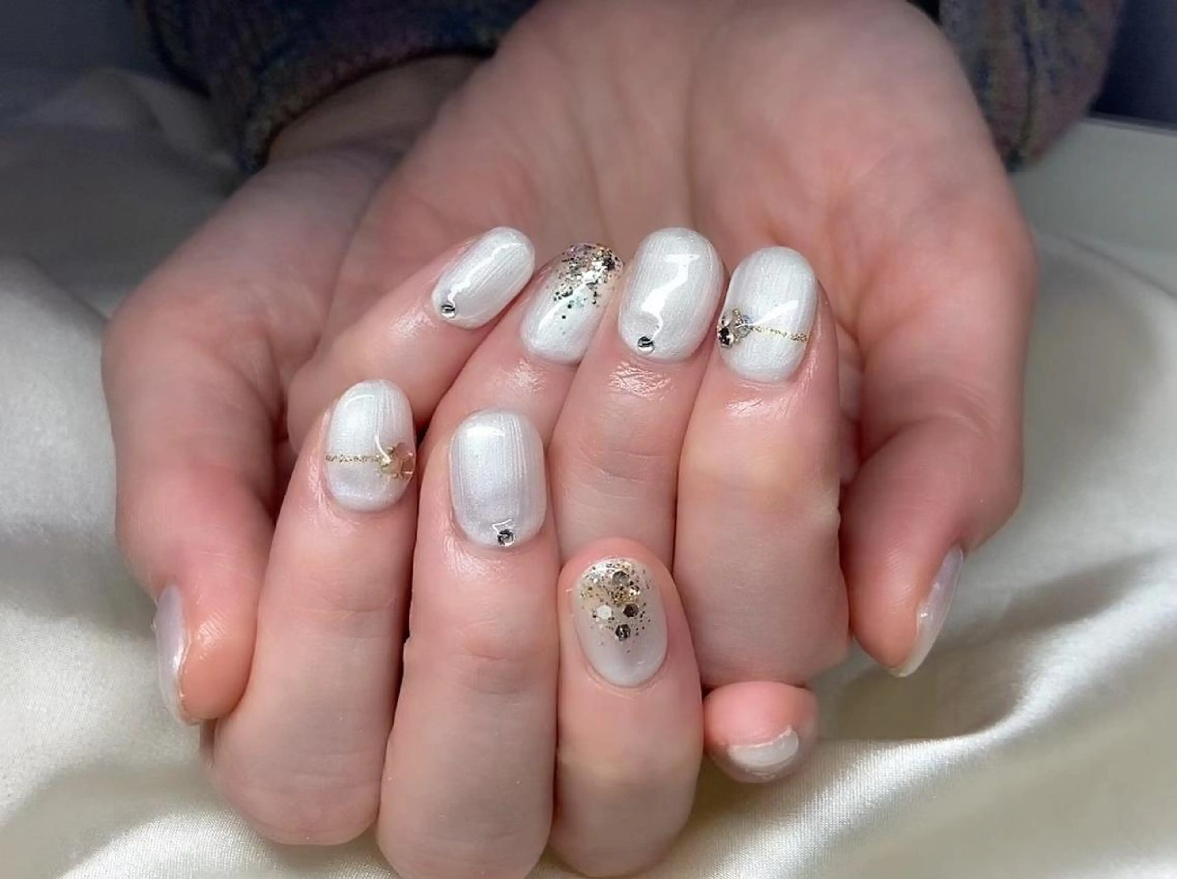 ネイル マツエク・マツパ アイブロウ 眉カラー 韓国風マツエク パリジェンヌラッシュリフト まつげパーマ 結婚式・ブライダル ハンドネイル Nail&eye Belire 新宿のネイルデザイン