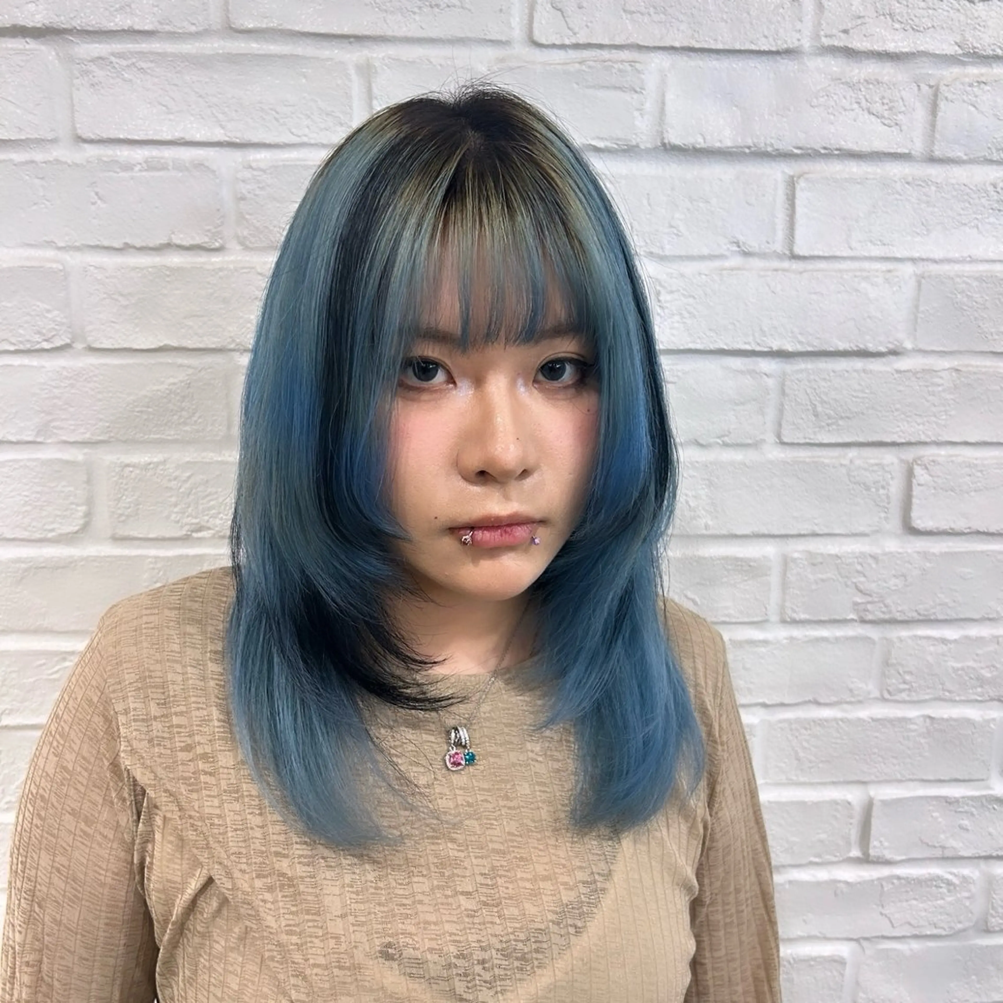 ロング ボブ エクステ 外国人風カラー 卒業式のヘアスタイル レイヤーカット カット ヘアカラー トリートメント MiRI💜地毛級 エクステ✖似合わせ技のヘアスタイル