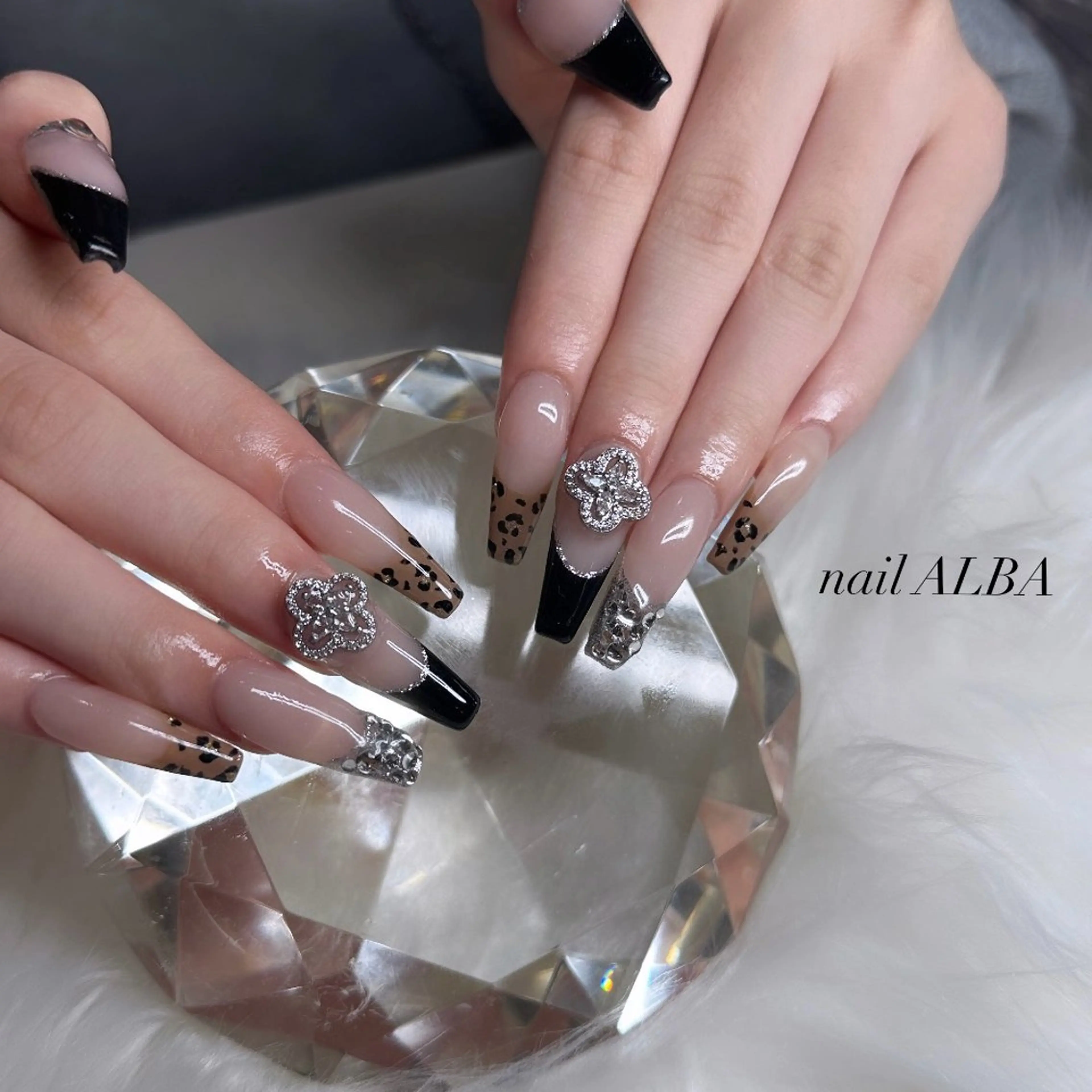 ネイル 加納 莉音のネイルデザイン