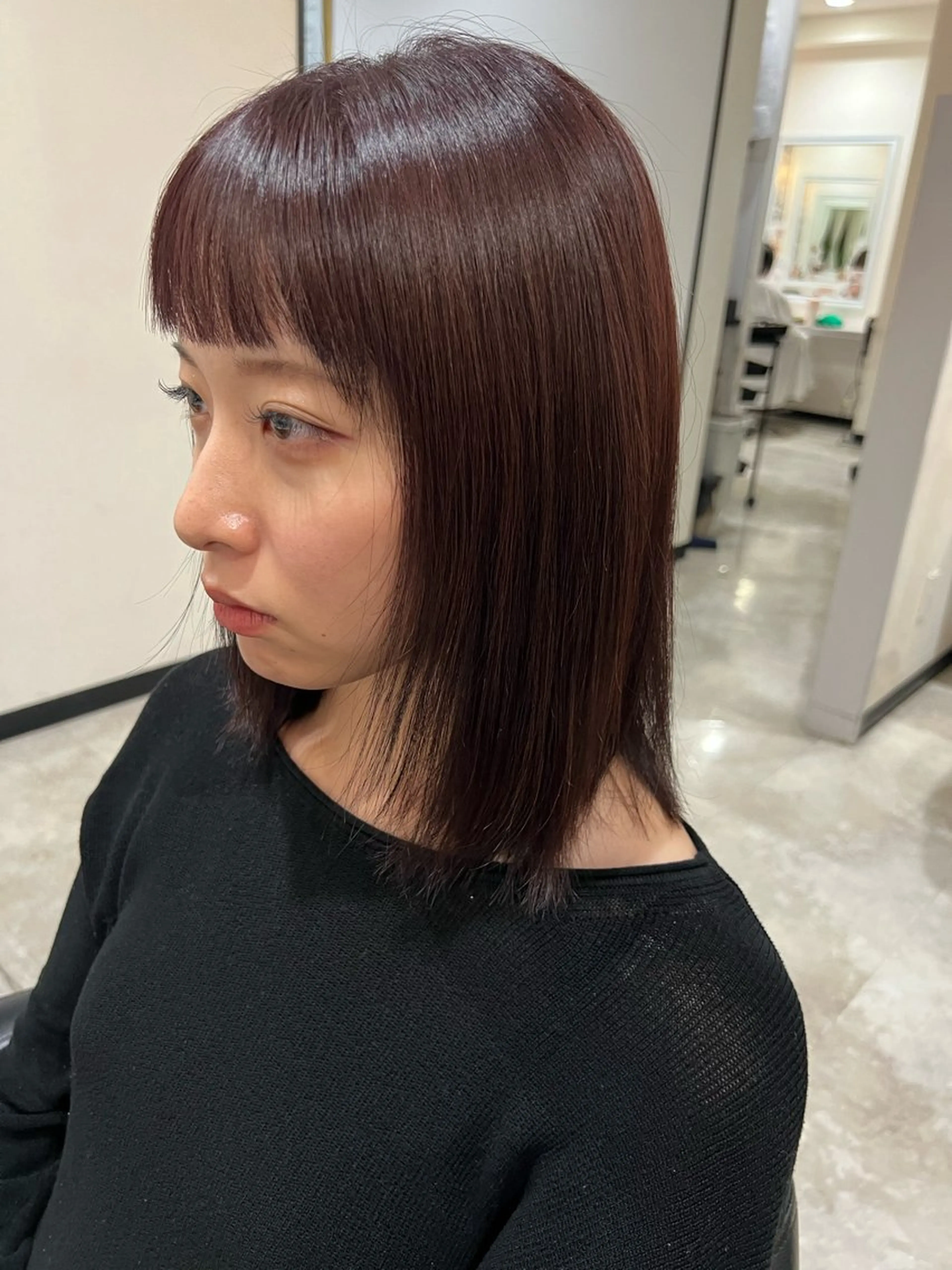ミディアム 都築 奈未のヘアスタイル