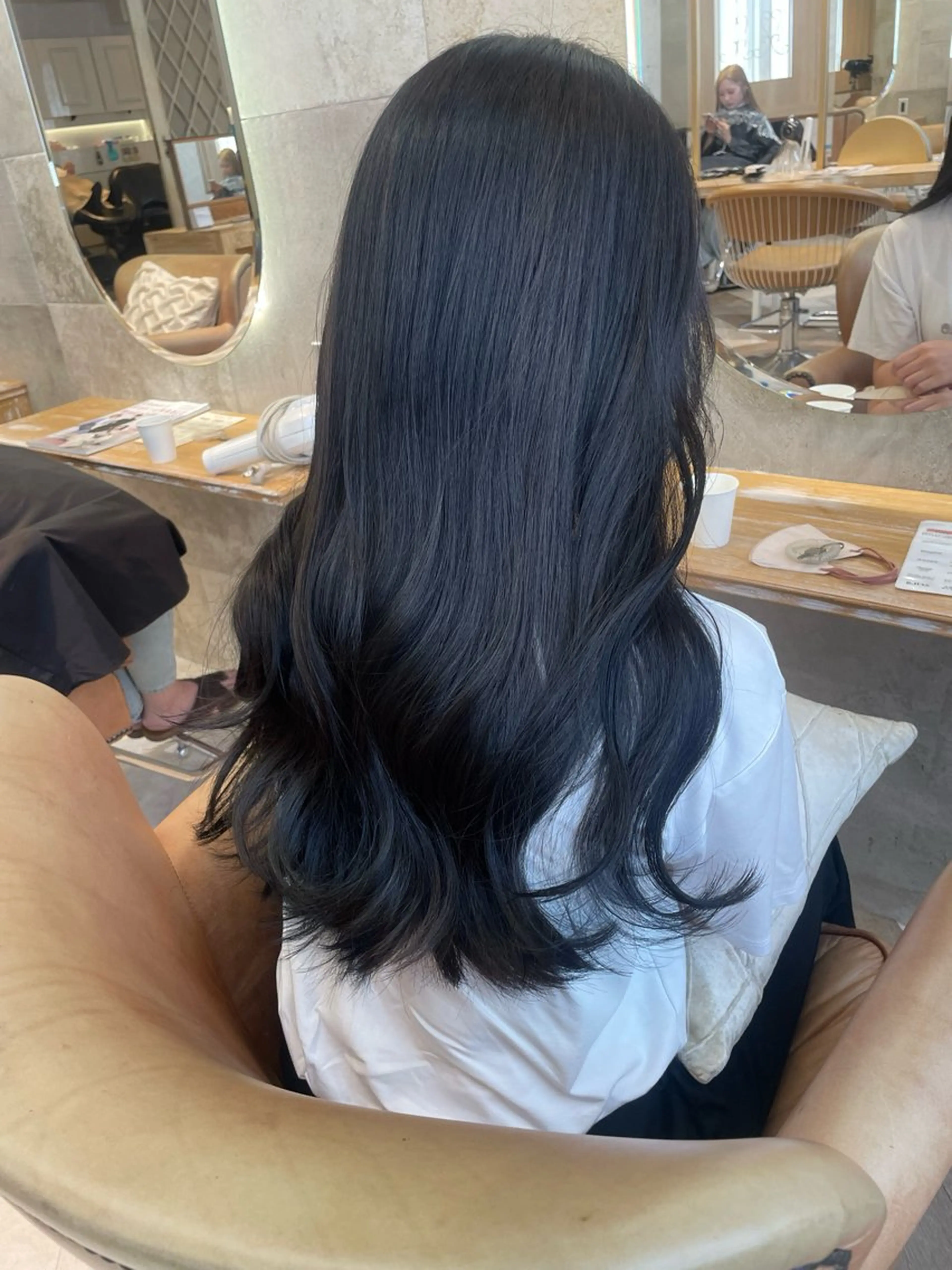 ロング カット ヘアカラー トリートメント Kanami/韓国風 /艶カラーのヘアスタイル