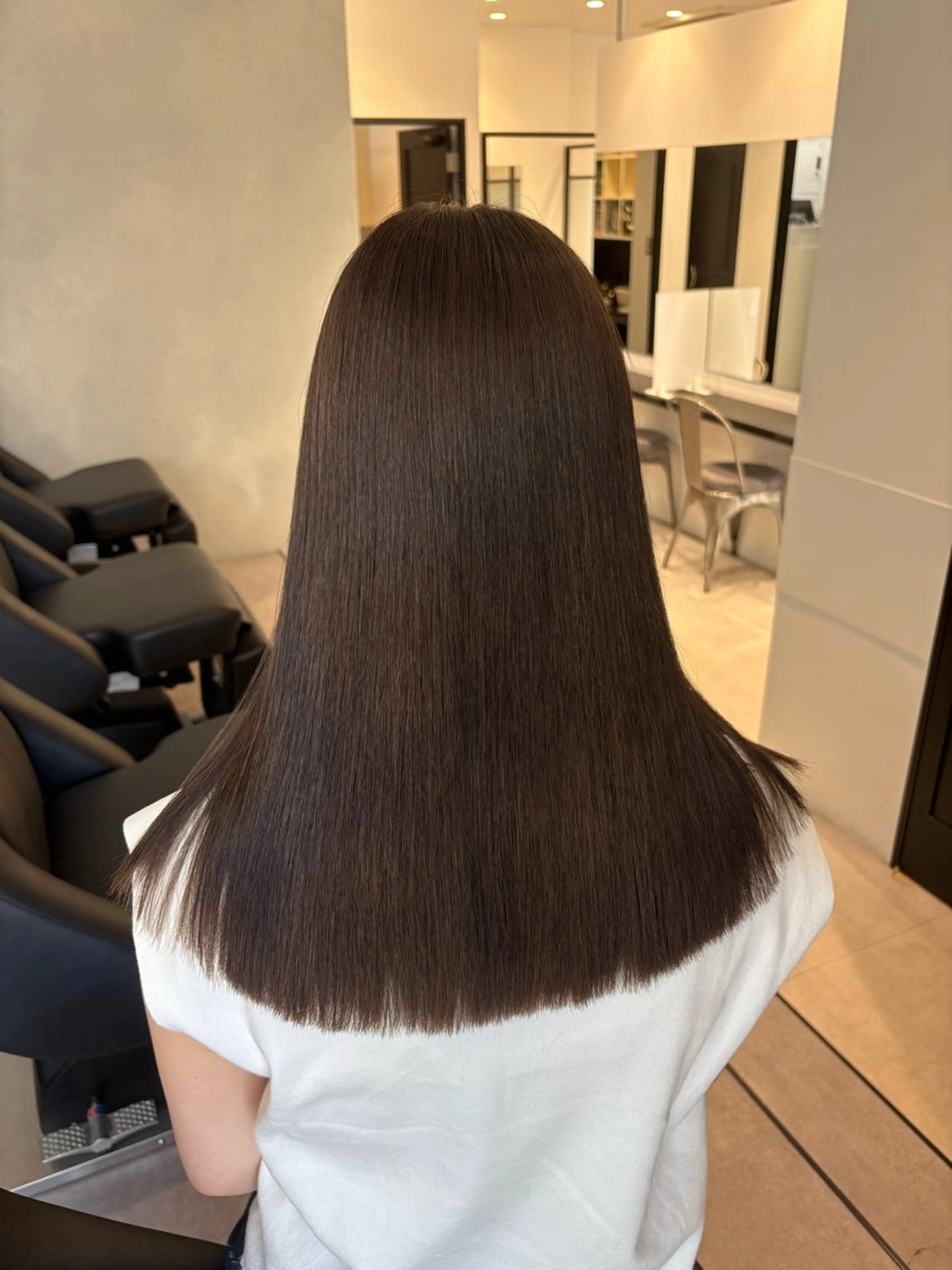 セミロング カラー 縮毛矯正 トリートメント 吉武 茂暉のヘアスタイル