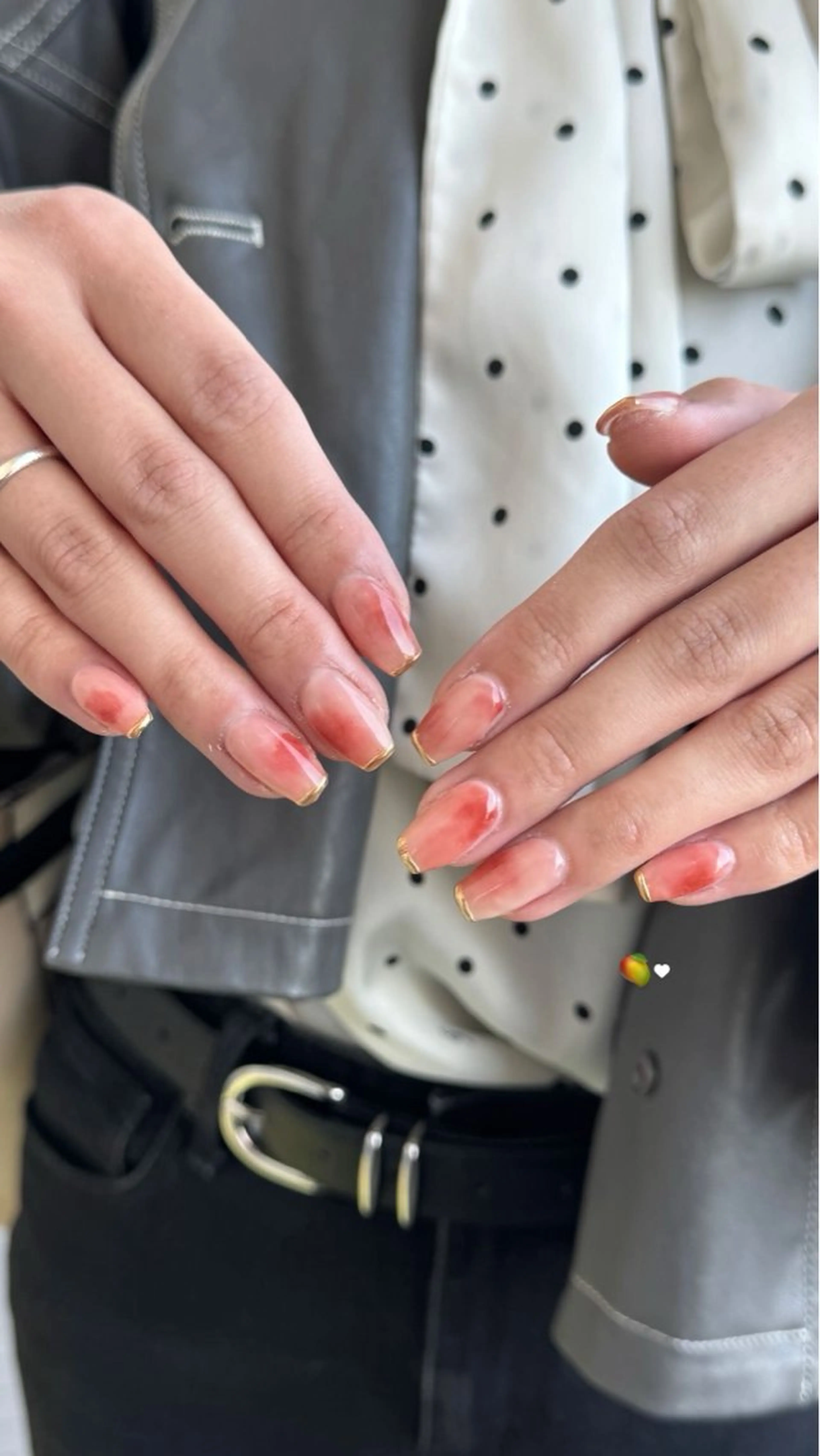 ネイル ミラーネイル ニュアンスネイル ハンドネイル One HINATAのネイルデザイン