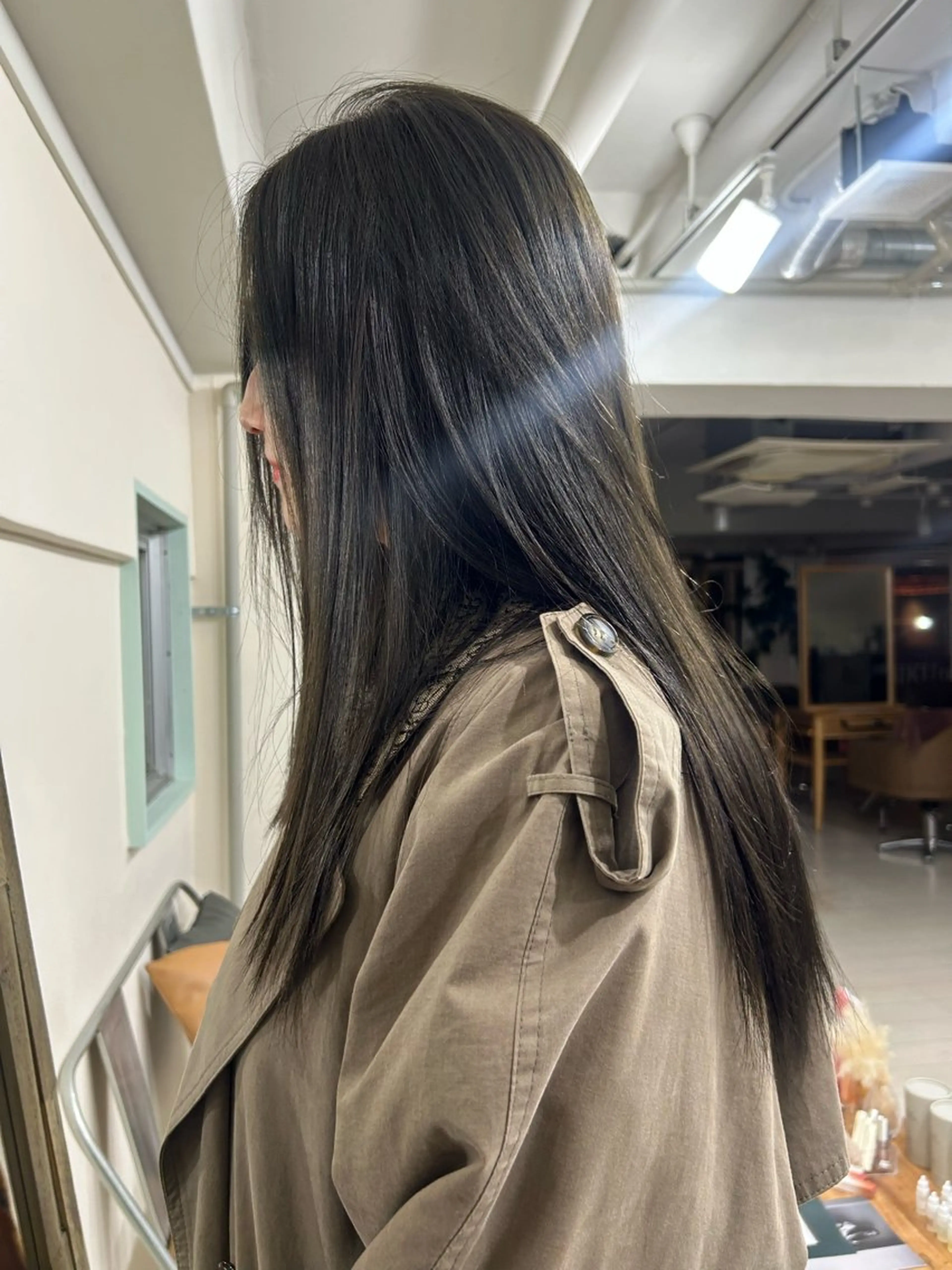 ロング カラー 透明感カラー グレージュ オリーブグレージュ オリーブグレー 髪質改善 ヘアカラー トリートメント ☕️結【suii.】 ボブ/ヘアセット☕️のヘアスタイル