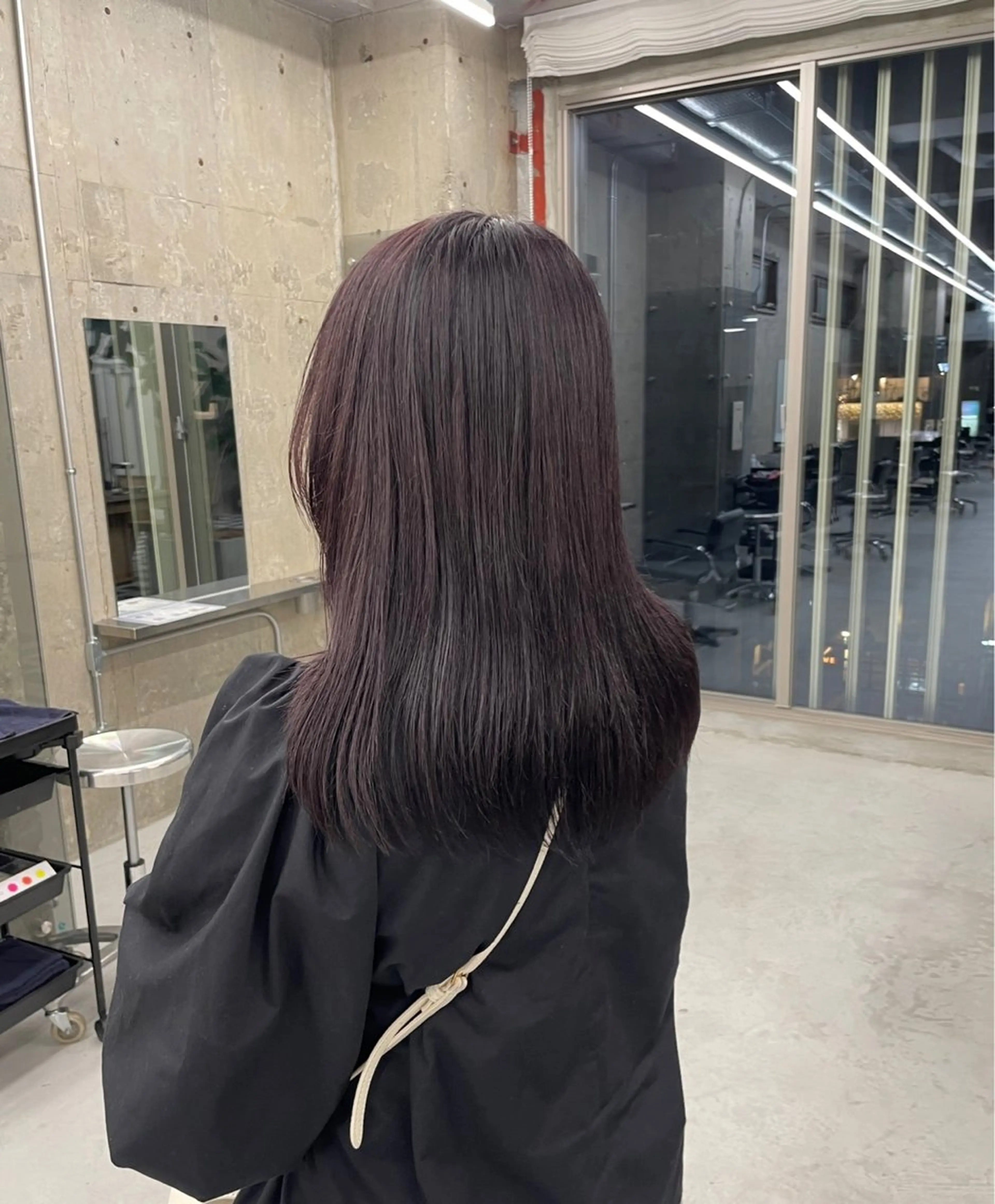 セミロング ボブ/ハイトーン YUIのヘアスタイル