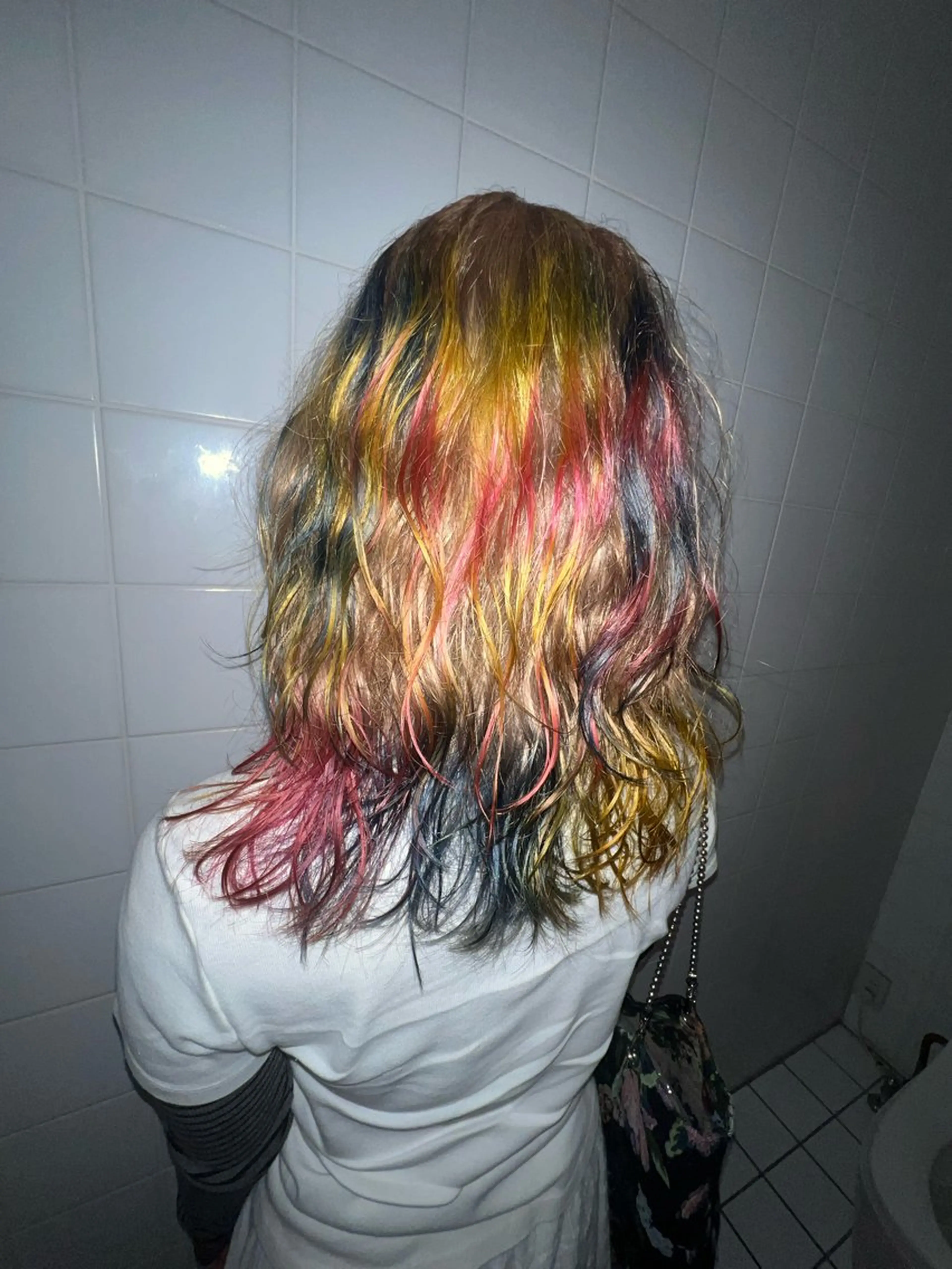 ミディアム ヘアカラー トリートメント 💥ウルフカット デザインあんな💥のヘアスタイル