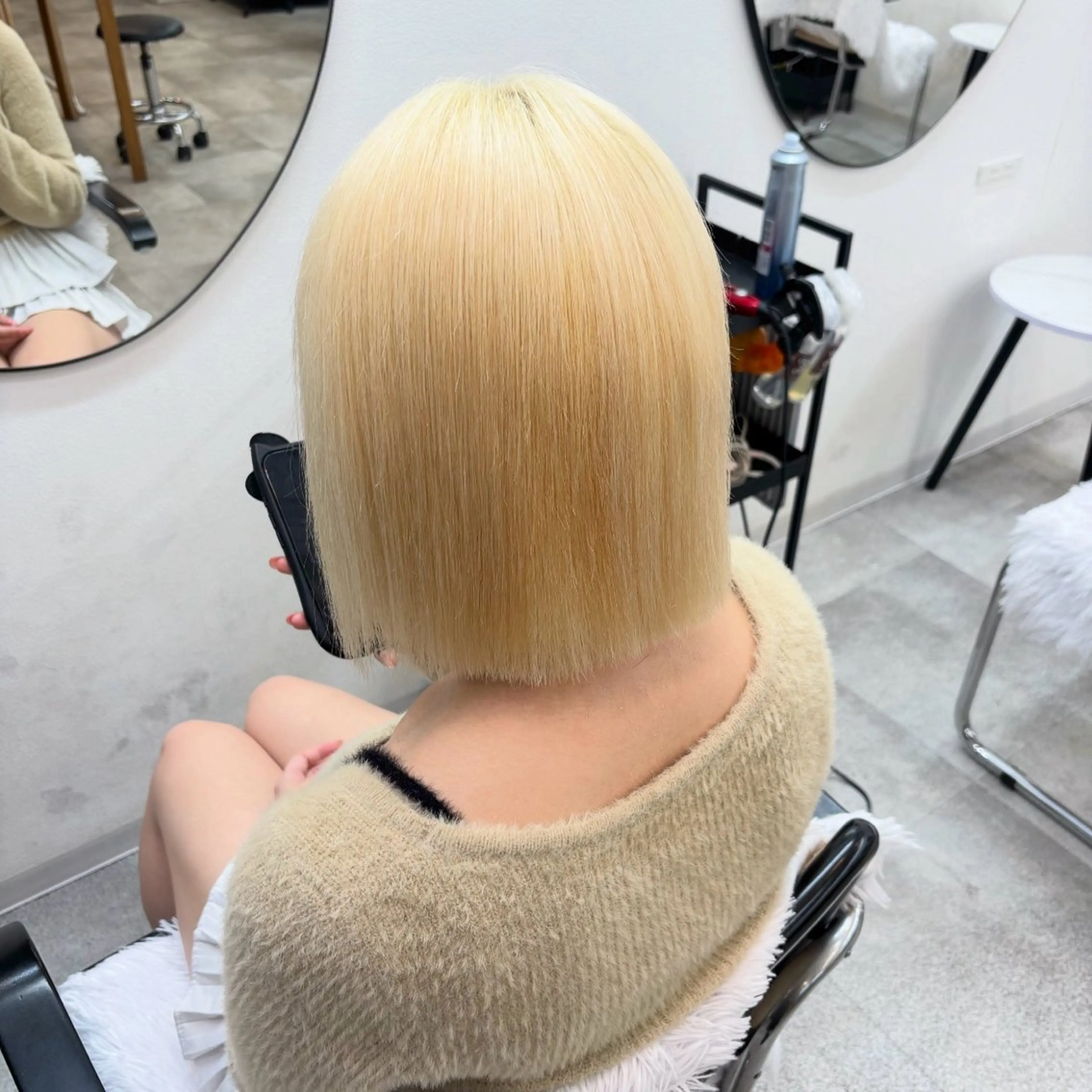 ショート カラー 抜きっぱなしブロンド ブロンド ヘアカラー トリートメント ヘアセット 渋谷🩶ハイトーン 🩶FUMUのヘアスタイル