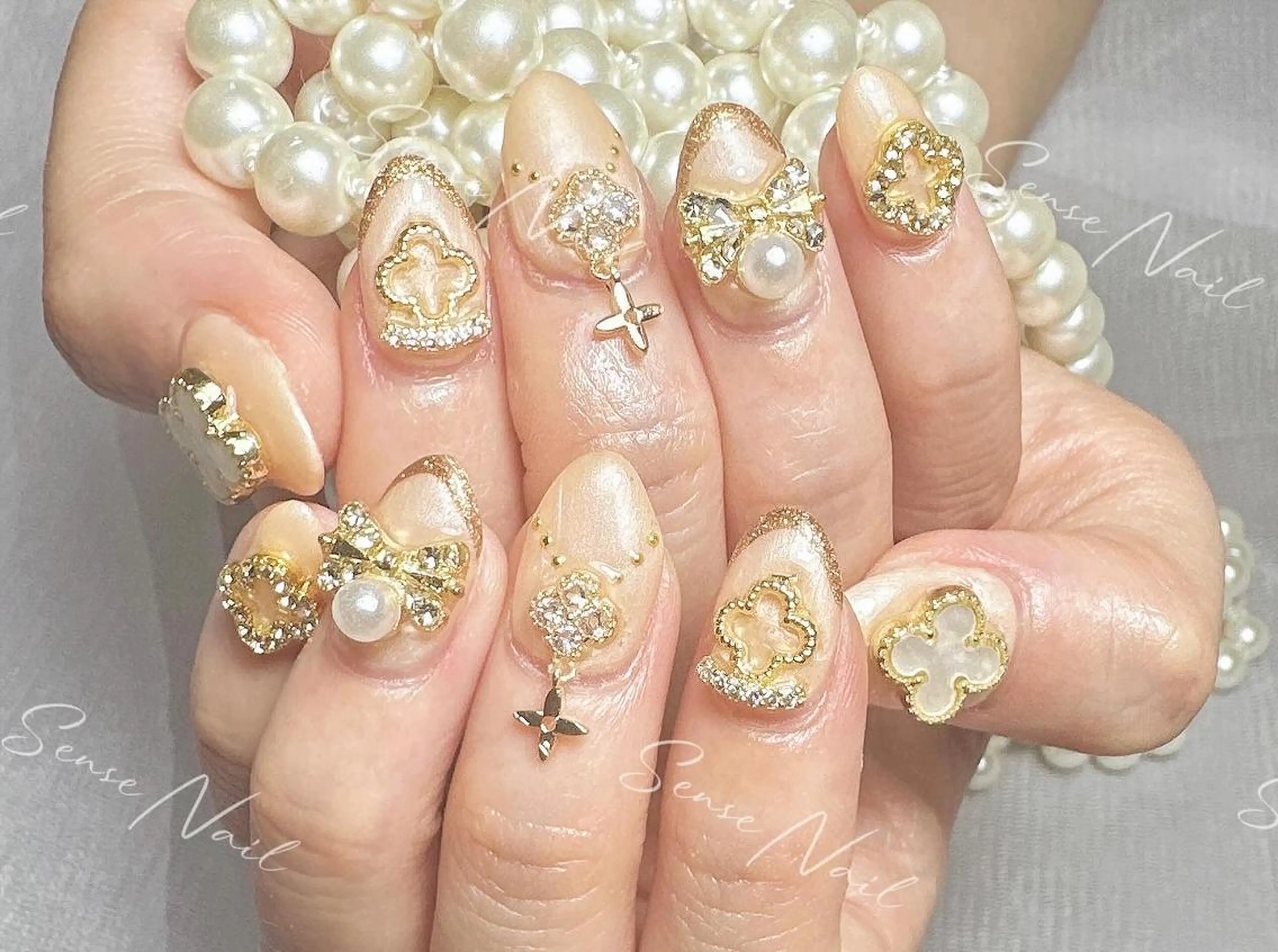 ネイル ハンドネイル ハンドケア 🦋Yumiio 🦋のネイルデザイン