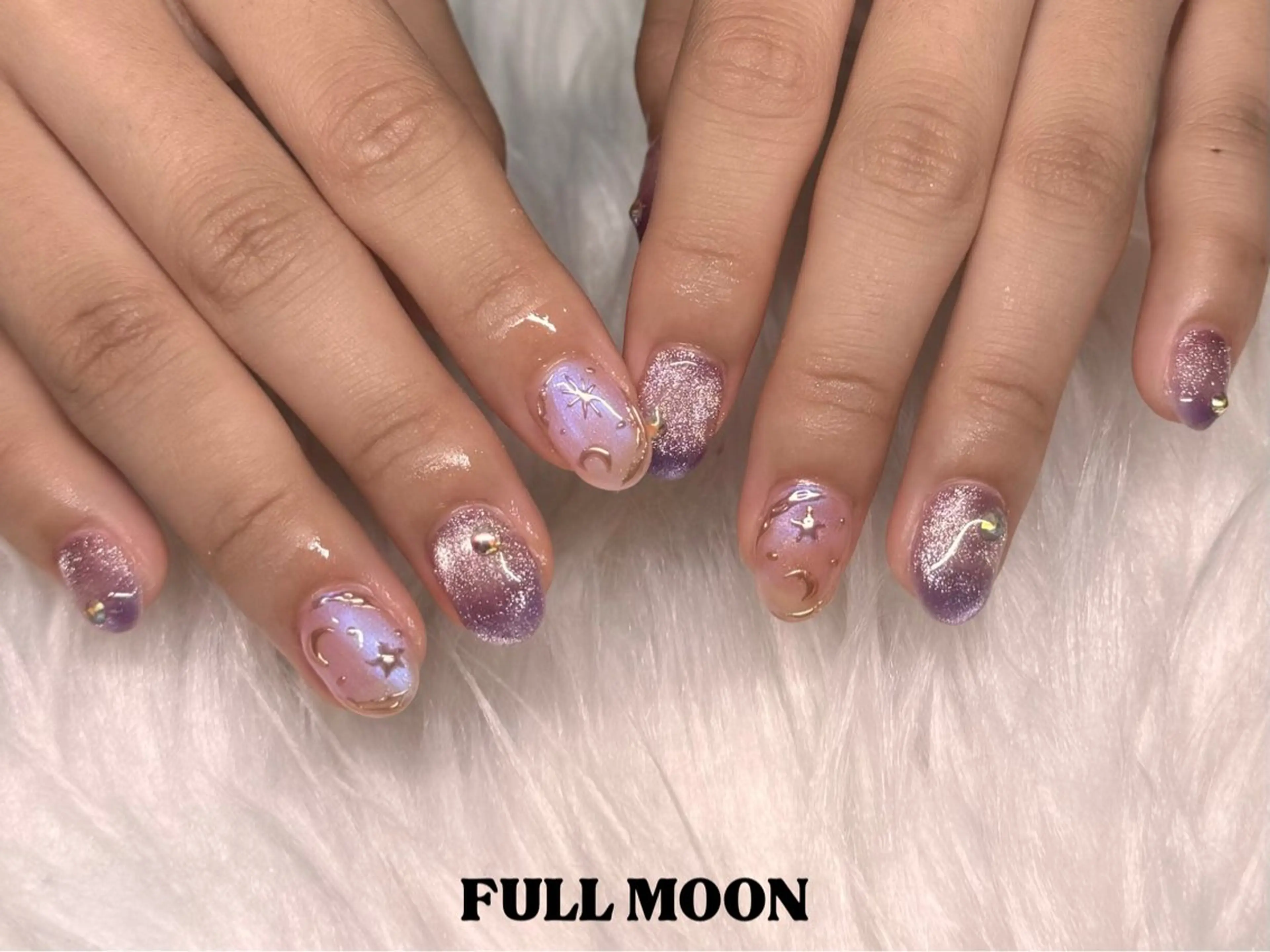 ネイル ハンドネイル FULL MOONのネイルデザイン