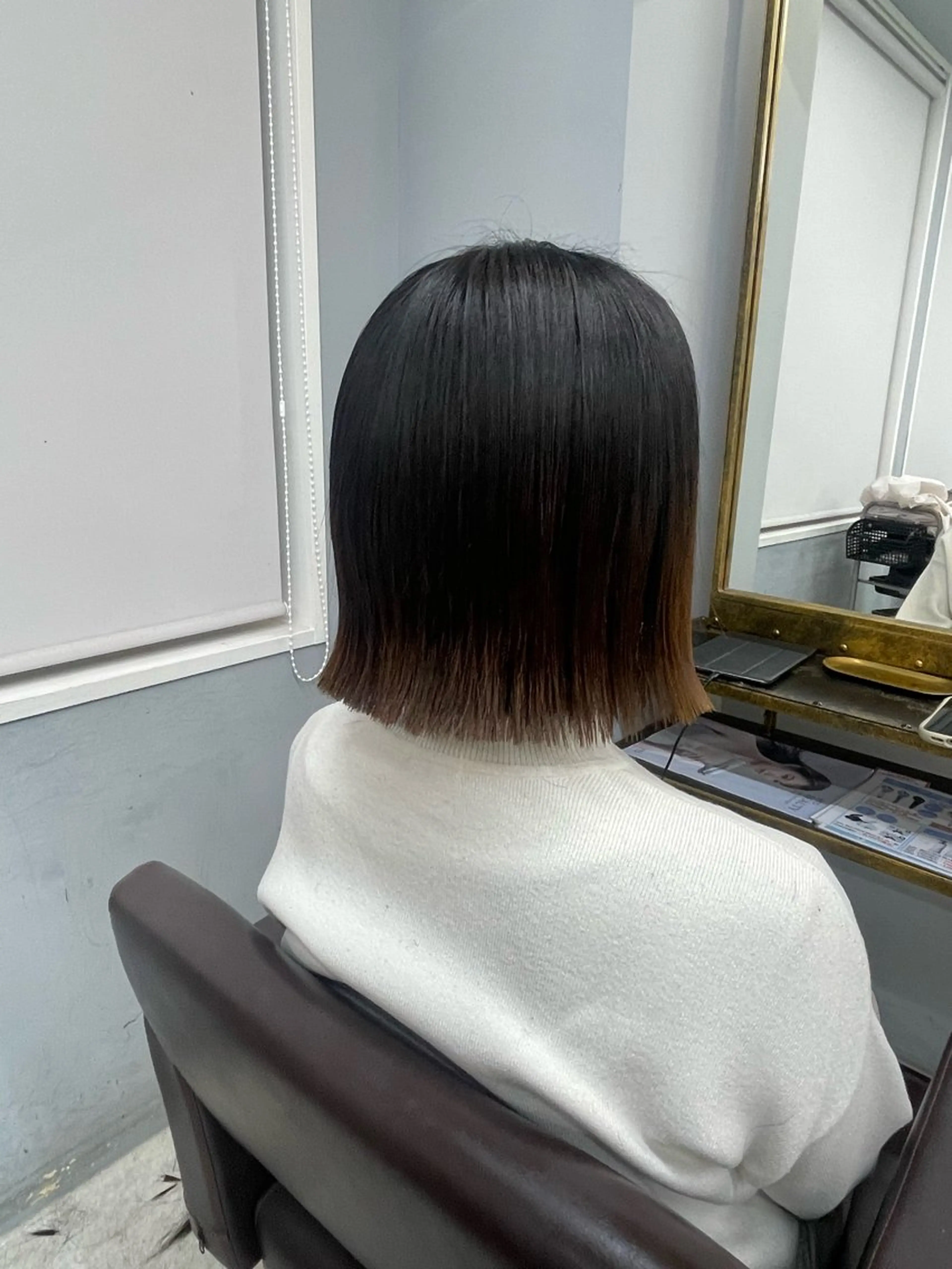 ミディアム 佐藤 菜穂のヘアスタイル