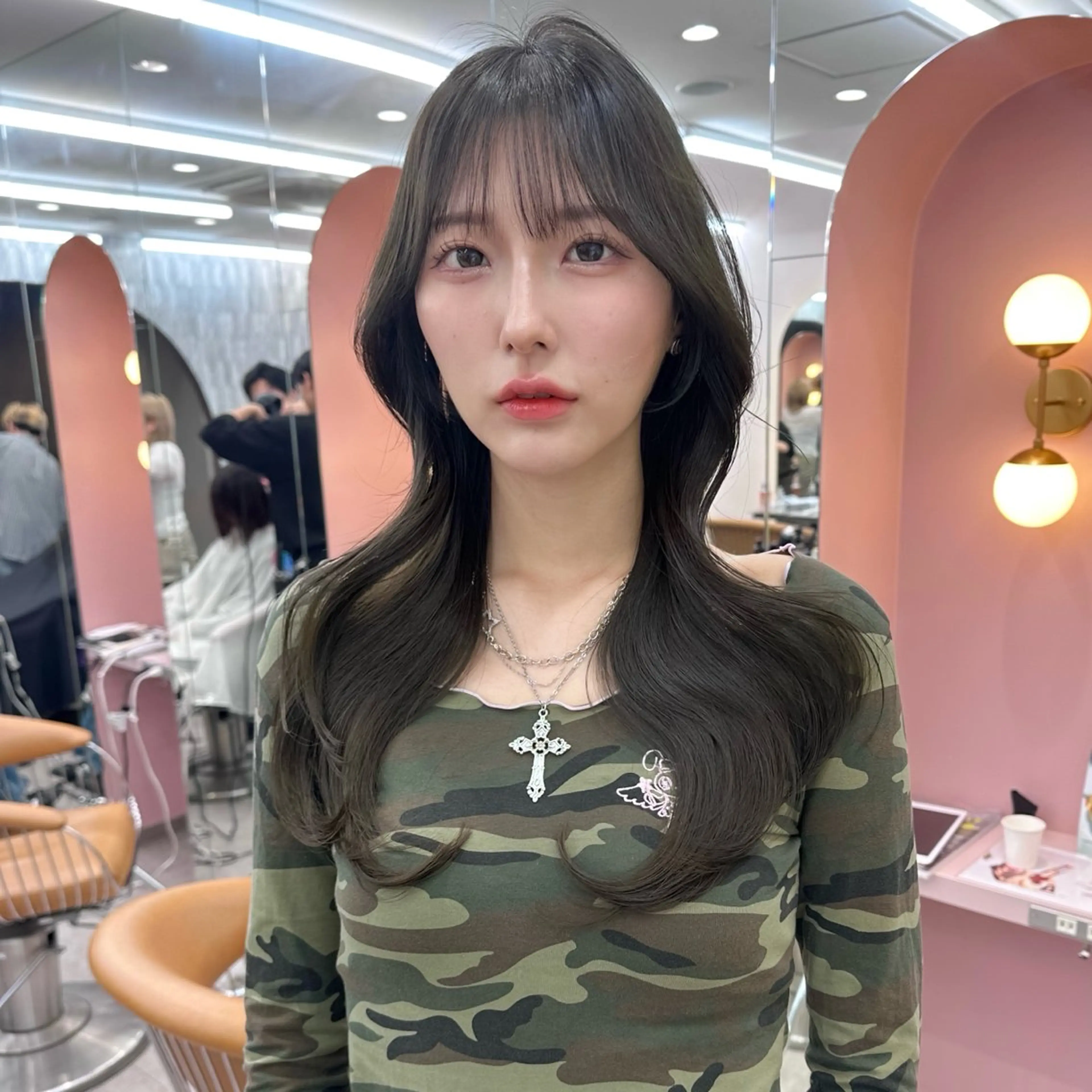 ロング カラー カット ヘアカラー トリートメント レイヤー🇰🇷 韓国ヘア💕トモミのヘアスタイル