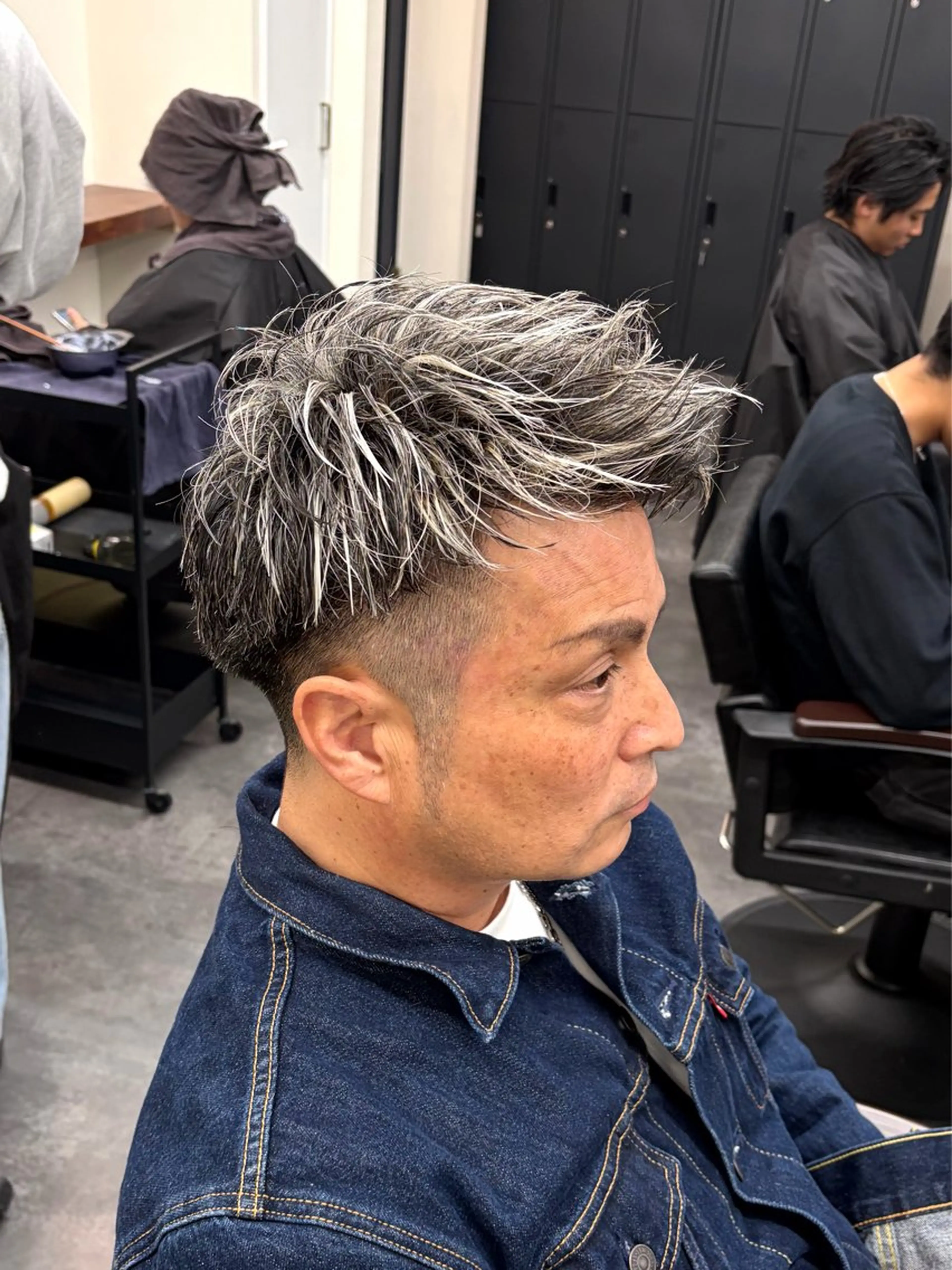 カラー パーマ メンズ メンズブリーチ ブリーチ ヘアカラー 柏メンズカットパーマ NO.1タイチのヘアスタイル