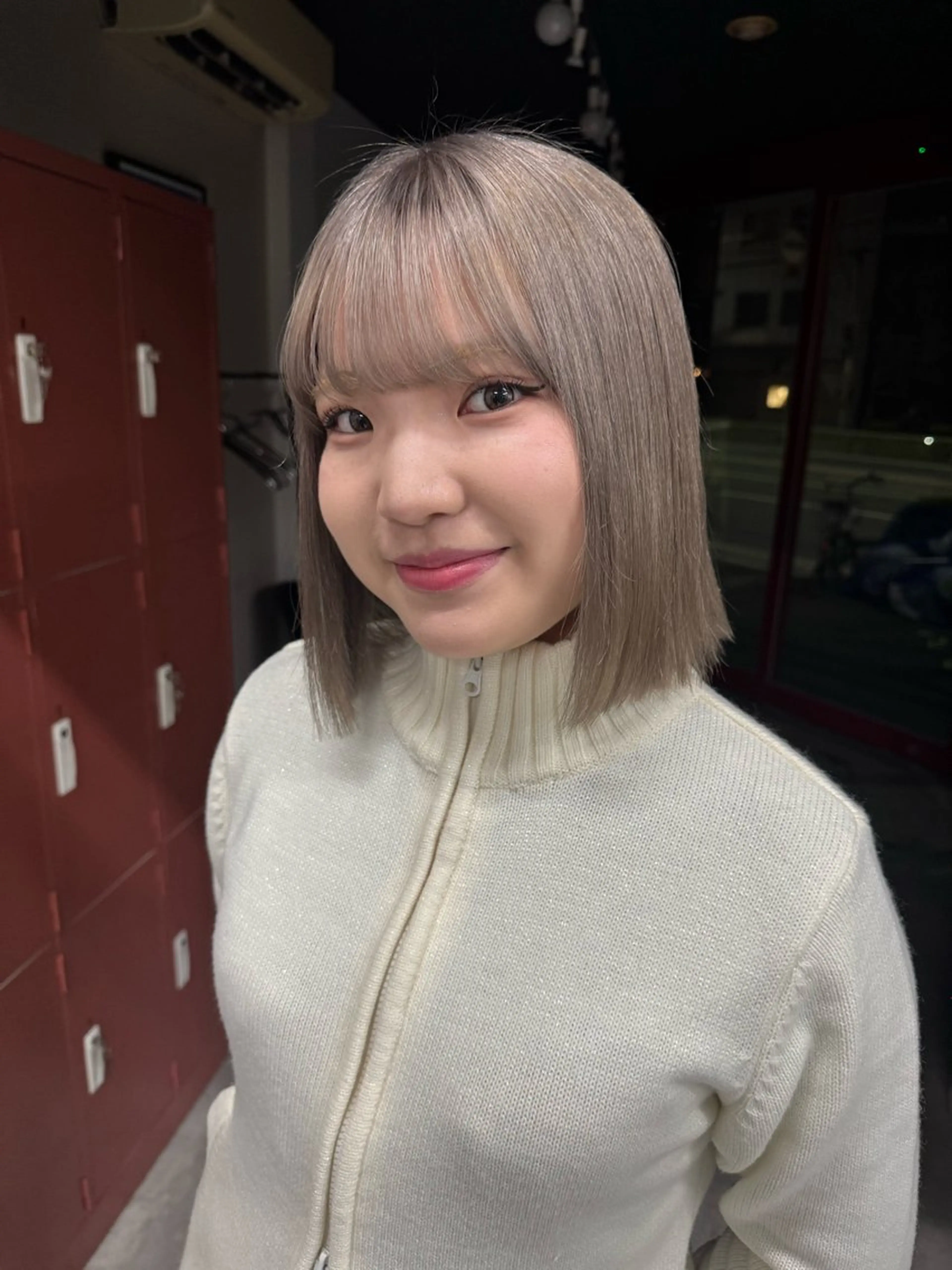 カラー 🌙ヘーゼルベージュ レイヤーカット🌙のヘアスタイル