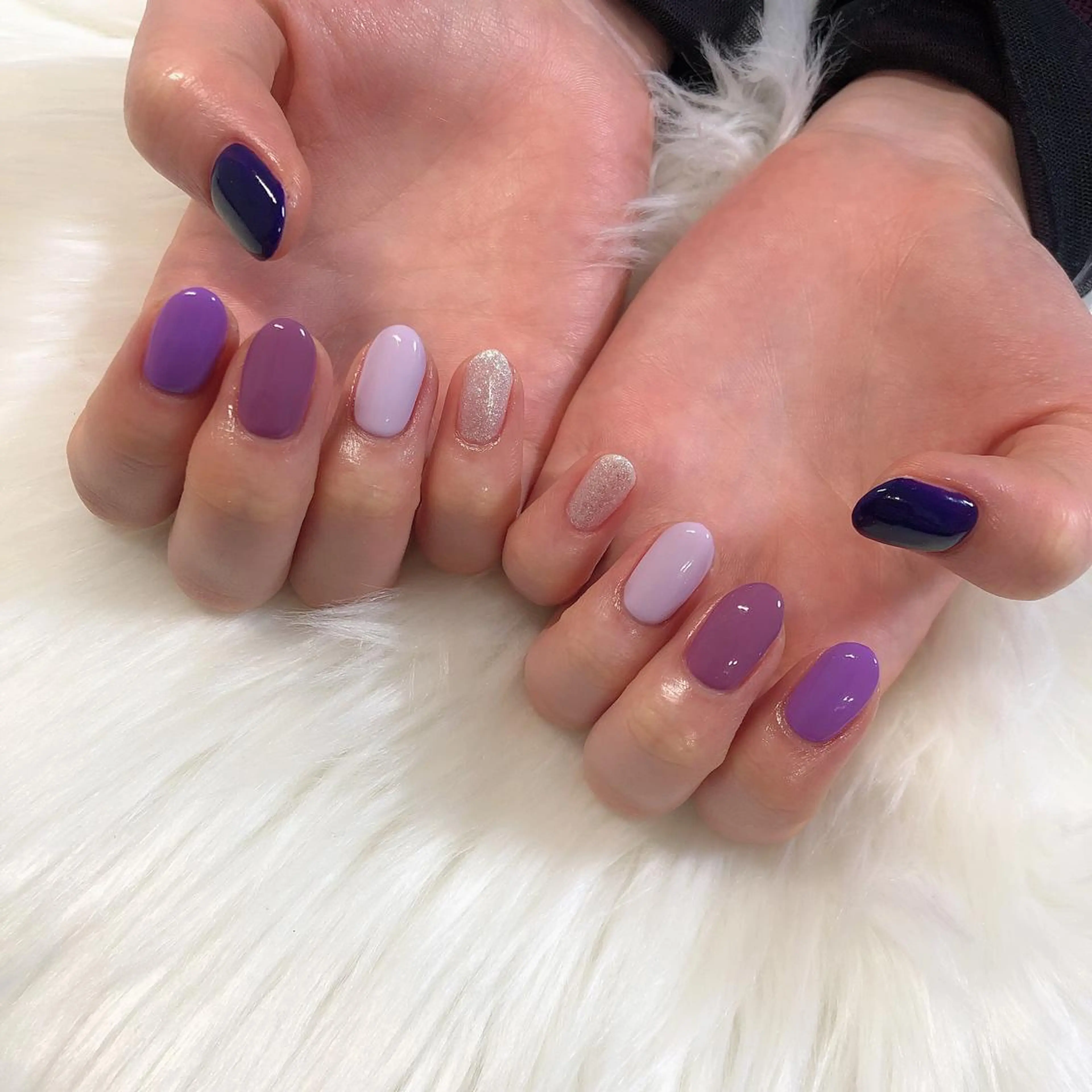 ネイル ハンドネイル 西岡 杏のネイルデザイン