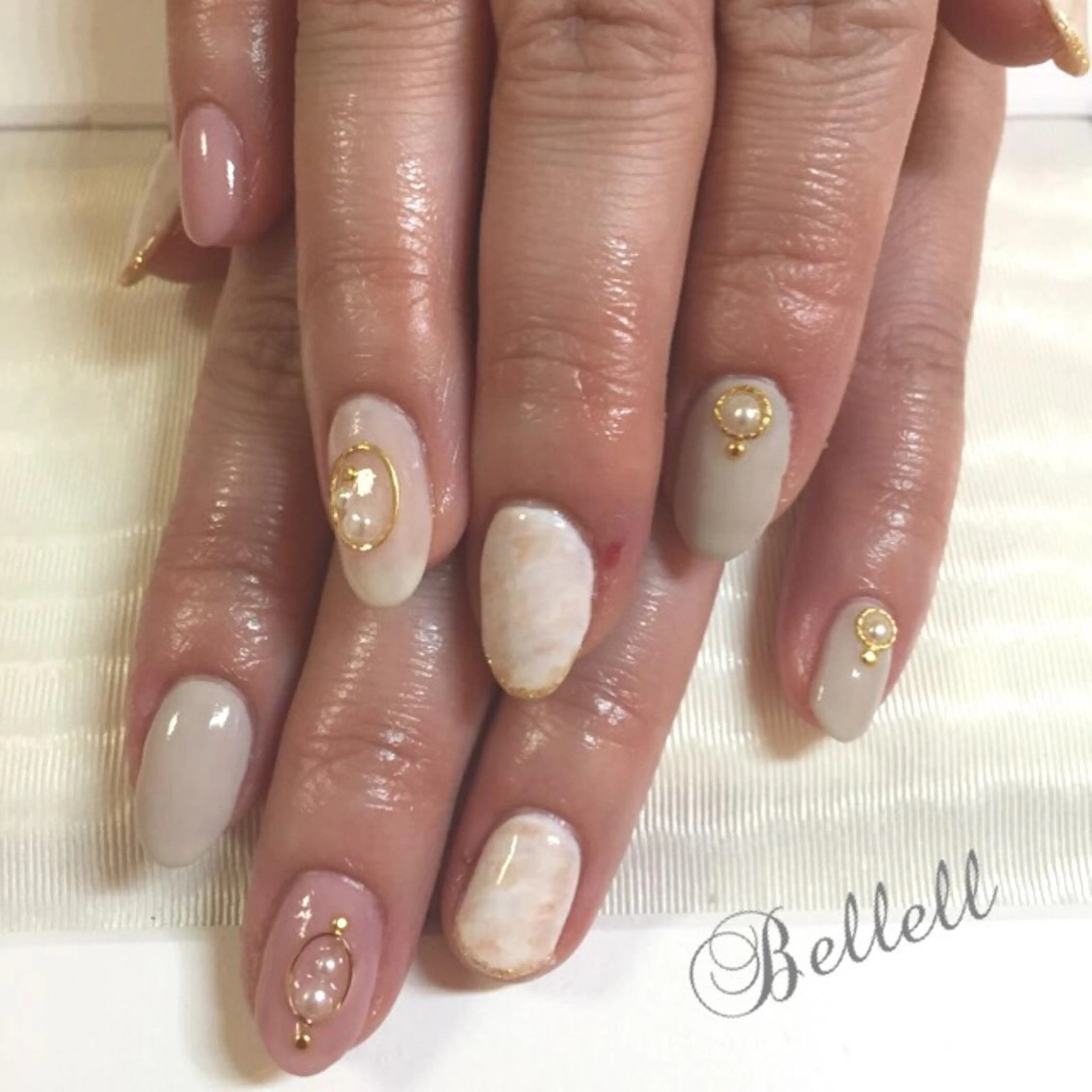 ネイル 青木 綾子のネイルデザイン