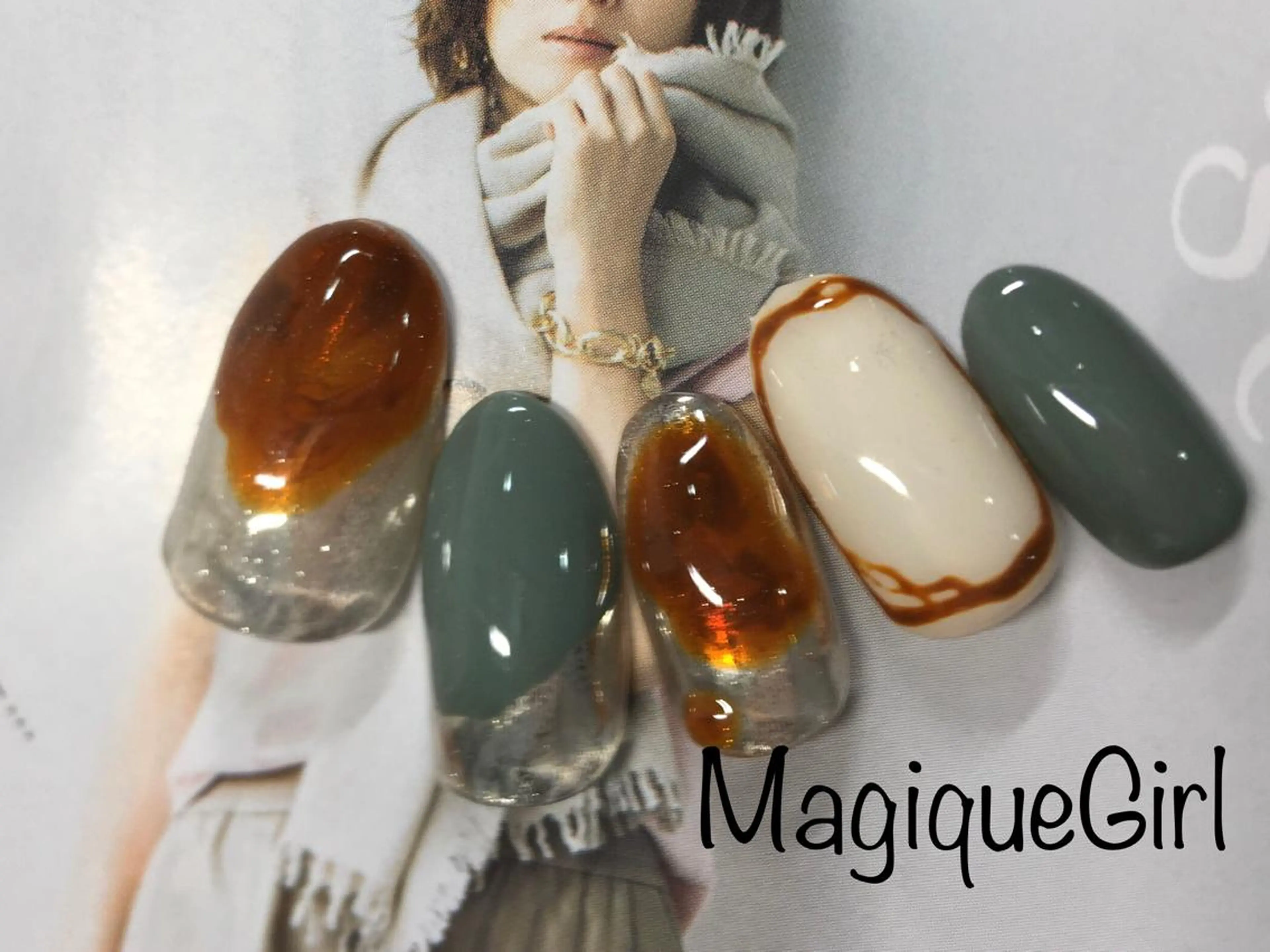 ネイル ミラーネイル ホワイト 🌸Nail&Eye KAKU🌸のネイルデザイン