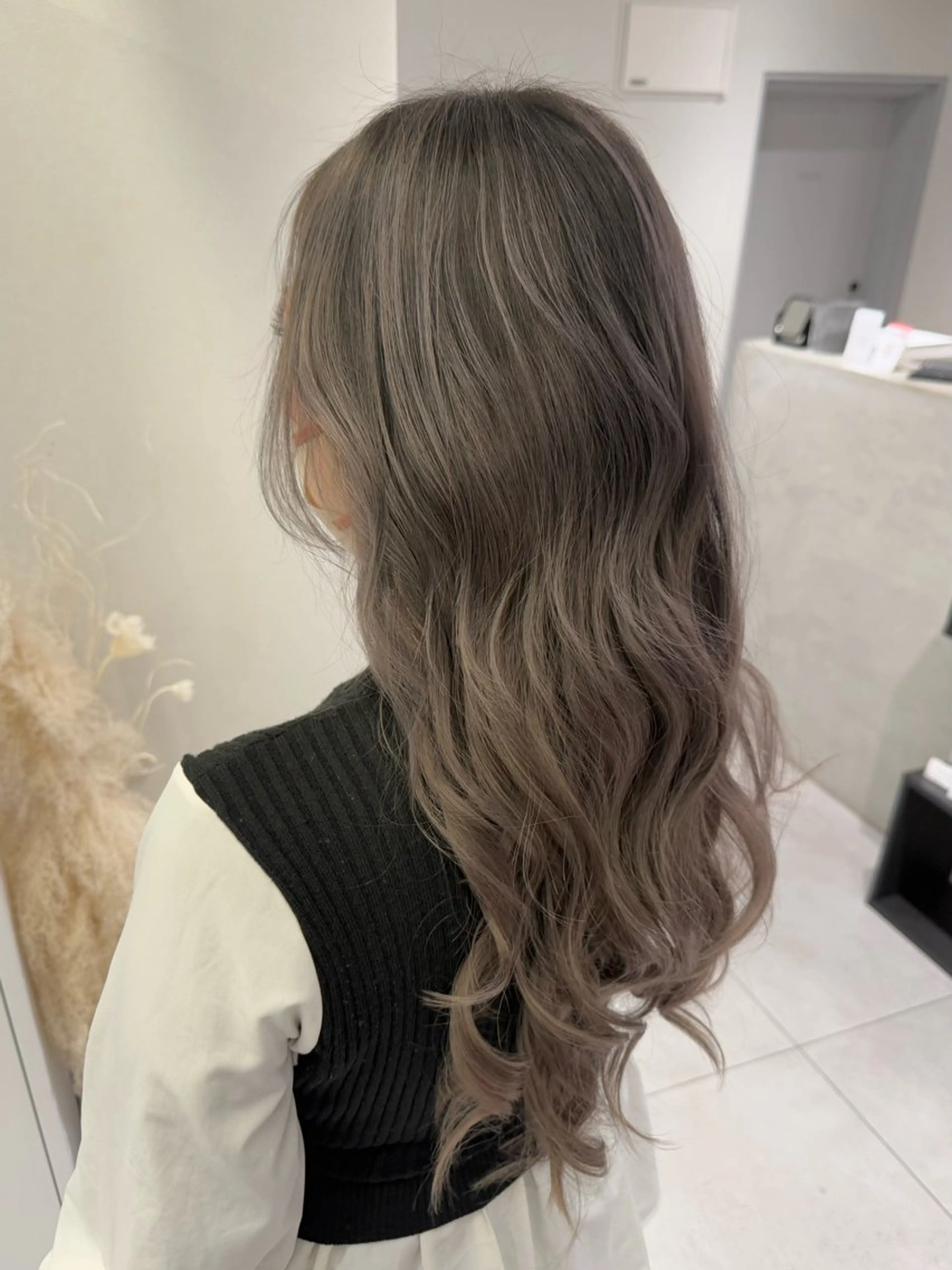 ロング カラー ブリーチ デザインカラー ヘアカラー piLLon/ RYUKAのヘアスタイル