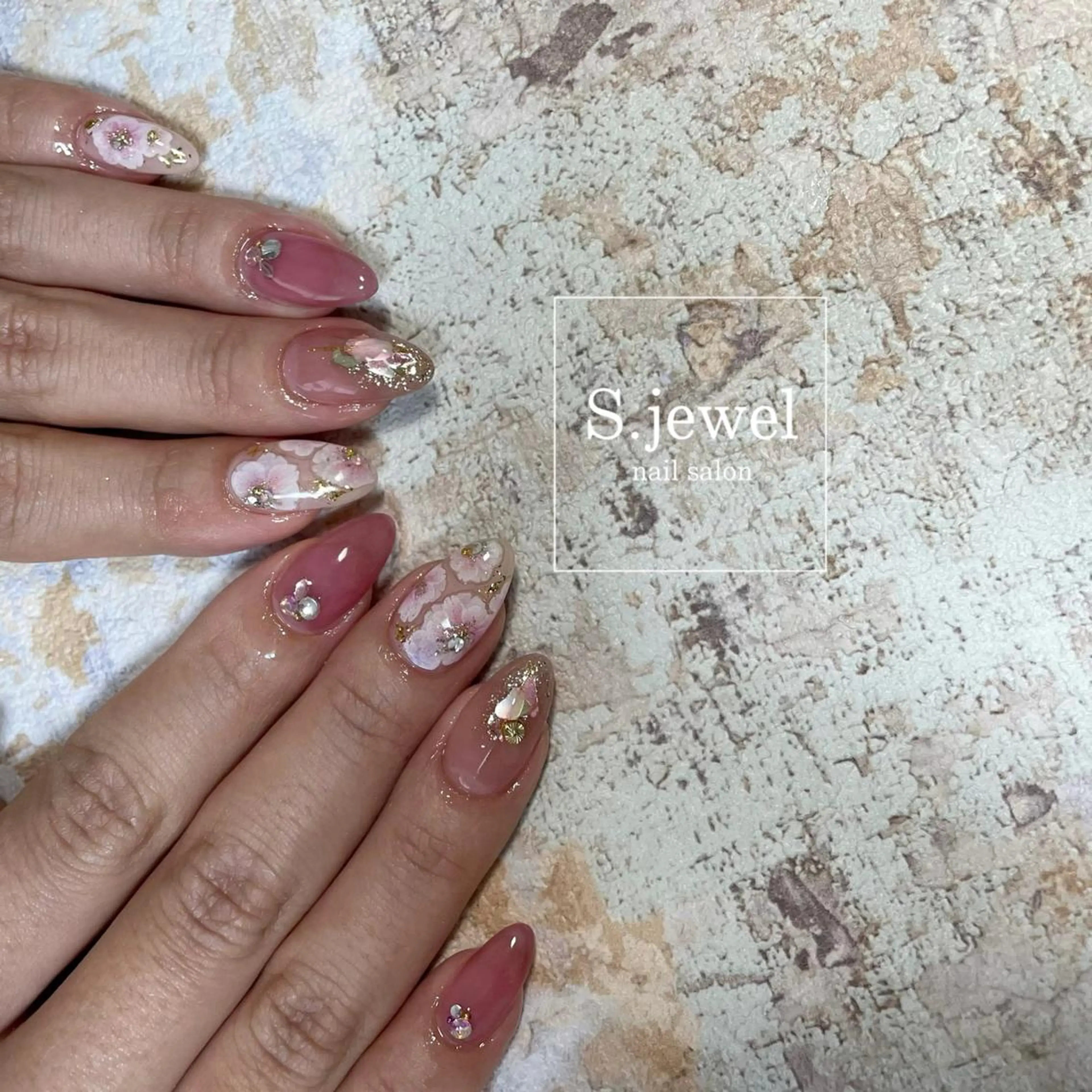 ネイル S. JEWELのネイルデザイン