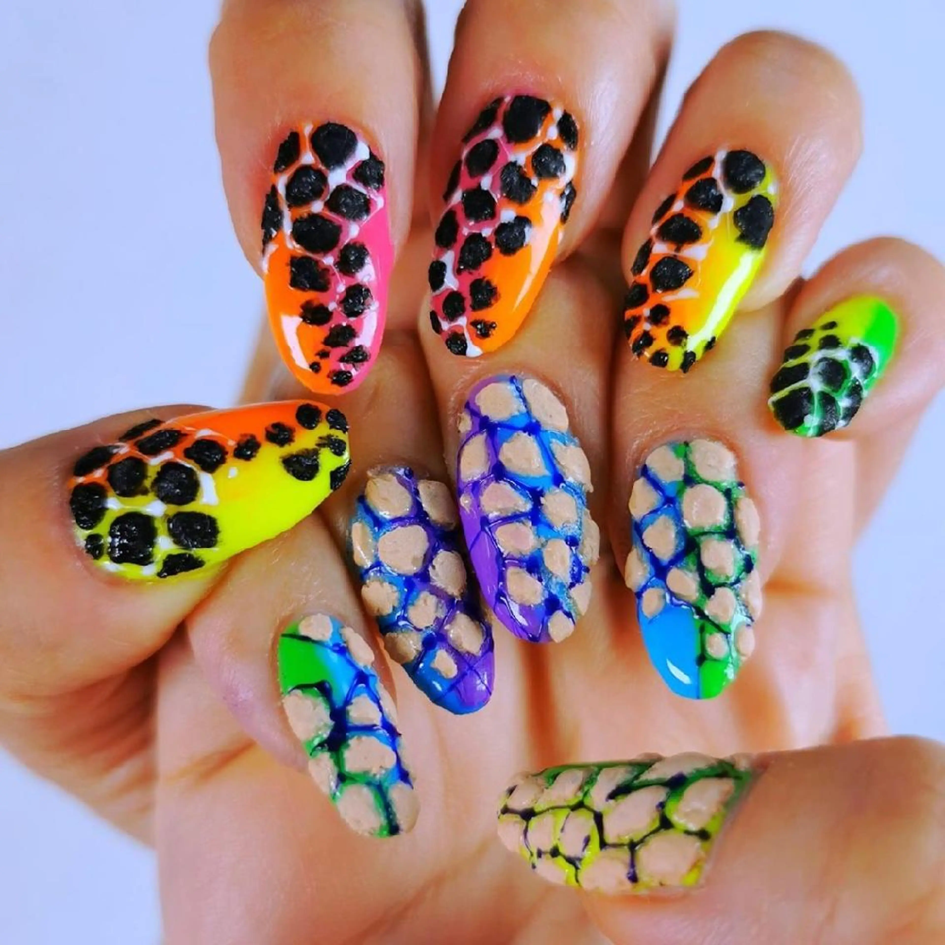 ネイル アートネイル グラデーション ル ンのネイルデザイン