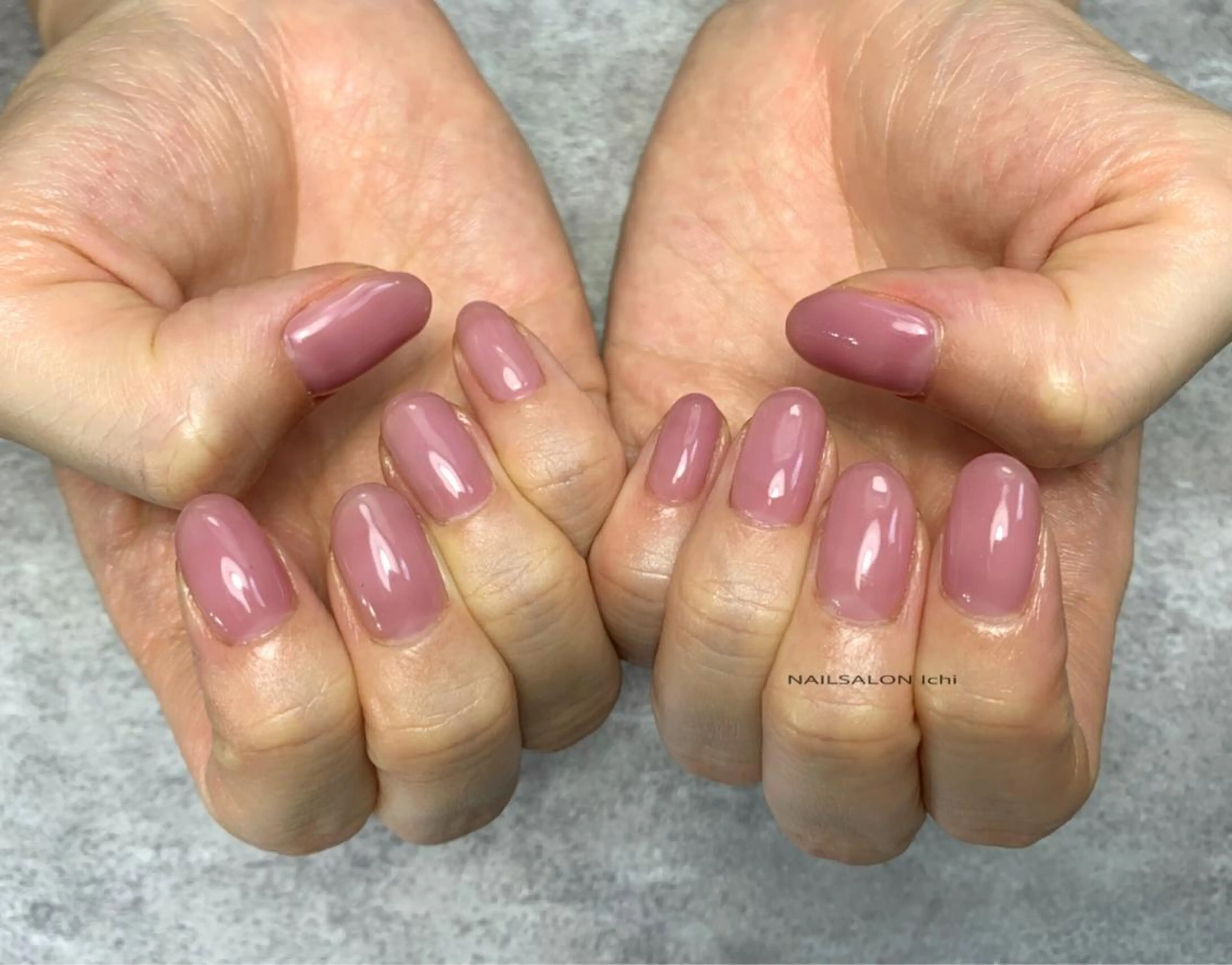 [HAND]【他店オフあり】　　　　　　　　　　　　　　　〔パラジェルベース〕　　　　　　　　　　シンプルワンカラー💅の写真