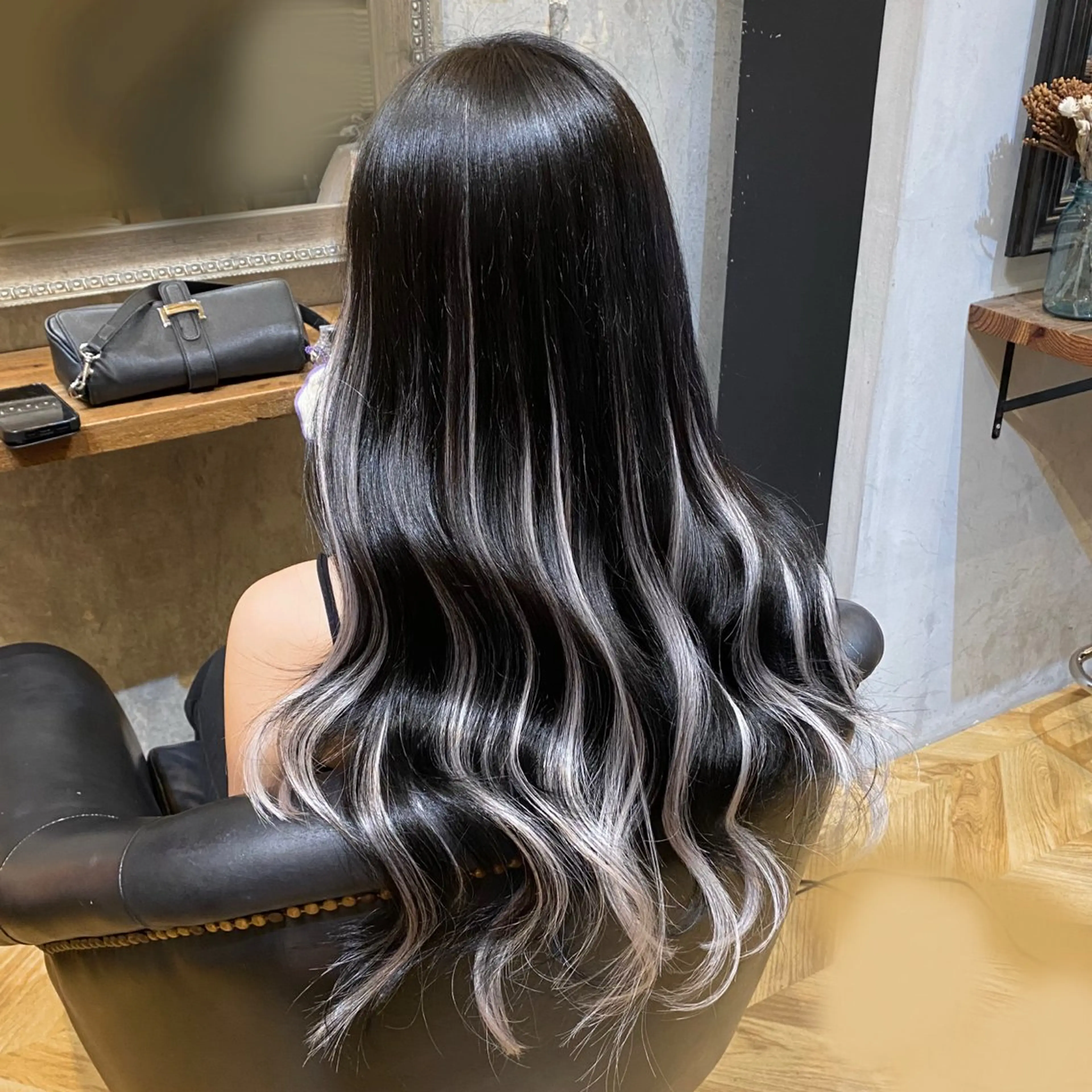 ロング ヘアカラー エクステ シールエクステ 🐁ONOの眉毛・アイブロウイメージ