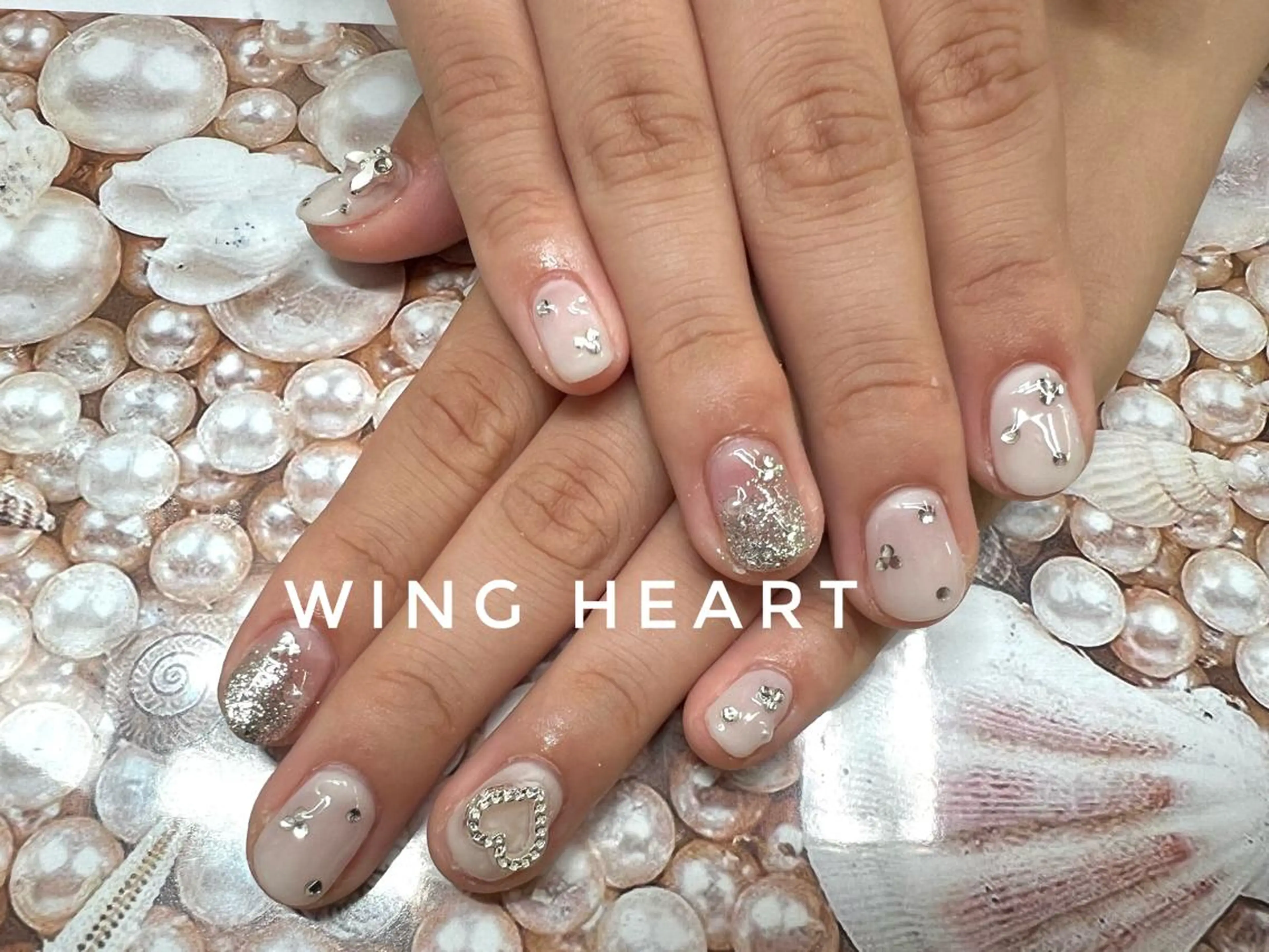 ネイル I. AYUMIのネイルデザイン