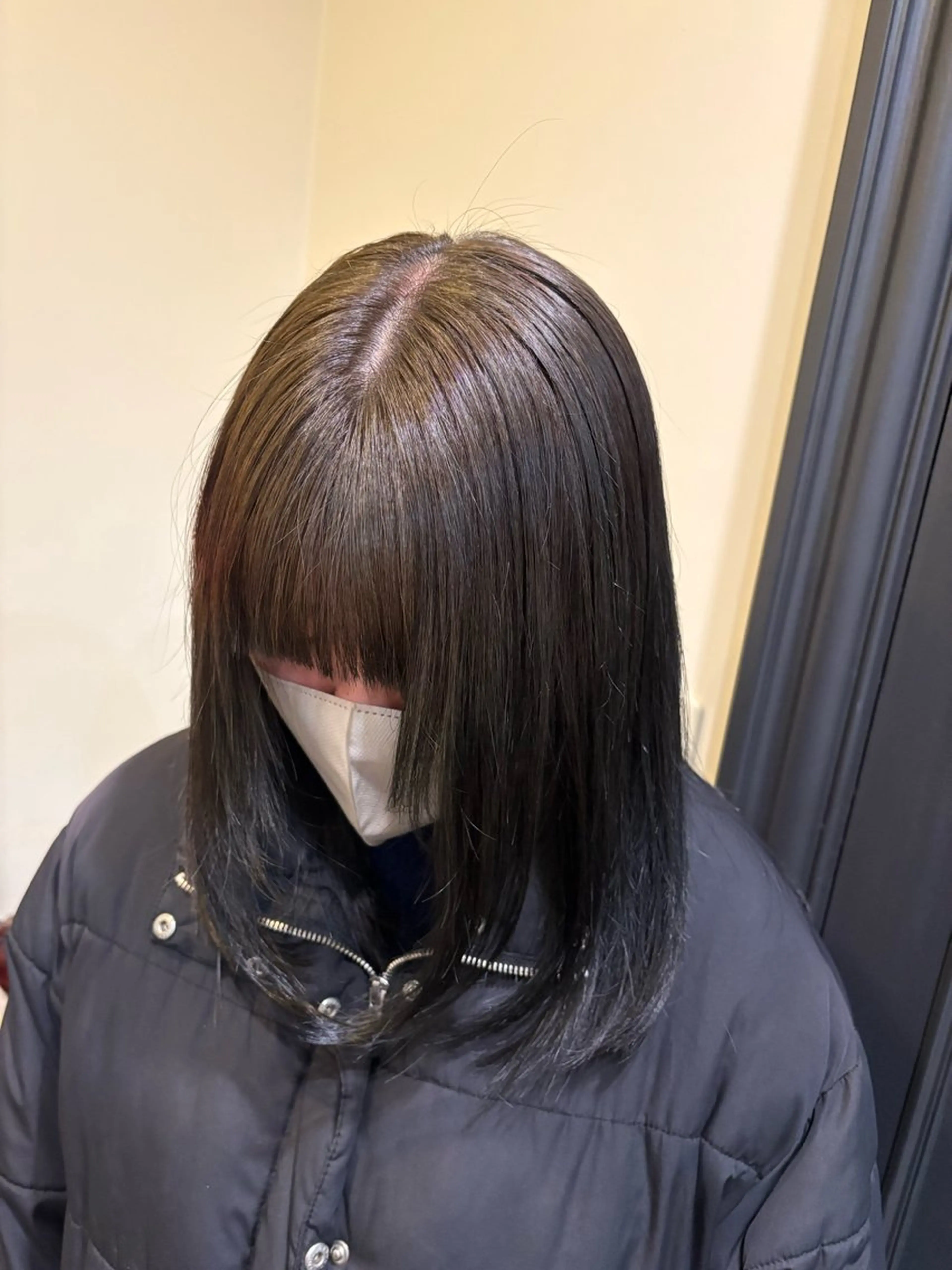 ミディアム カラー カット ヘアカラー しおり🍬 KOKORO🤍のヘアスタイル