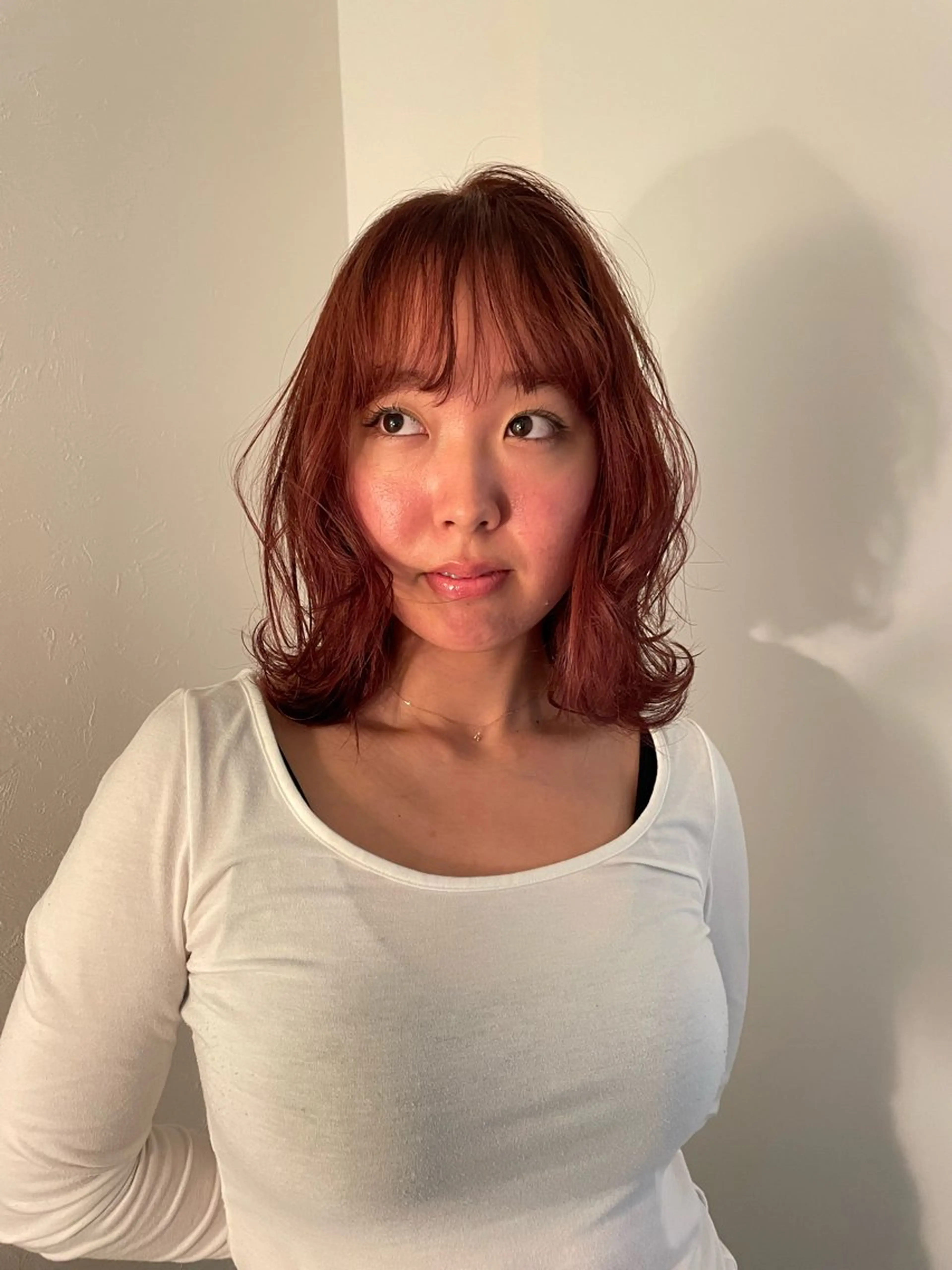 ミディアム ヘアカラー ハイトーンカラー🧺 mahoroのヘアスタイル