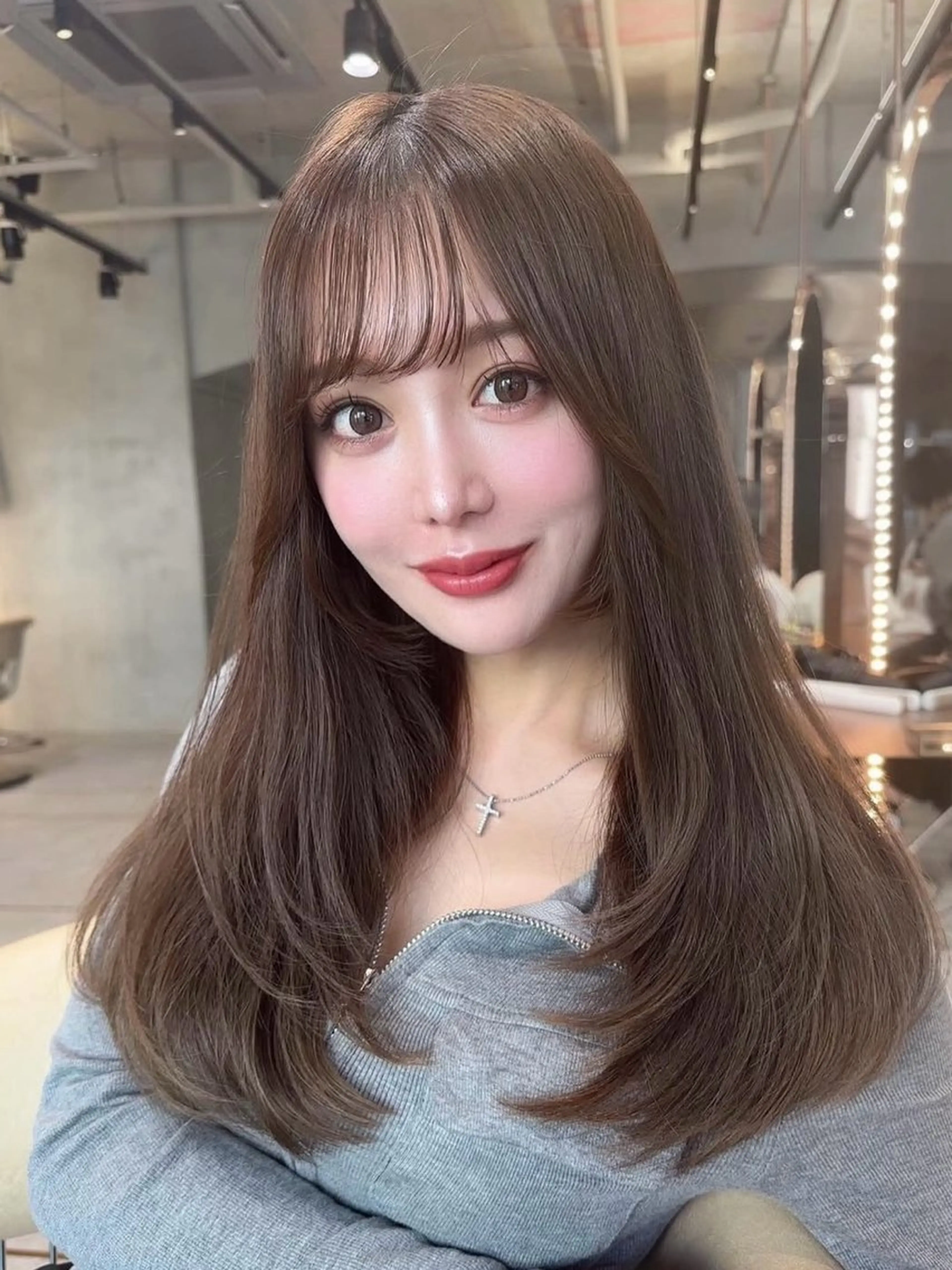 ロング カット ヘアカラー Kanami/韓国風 /艶カラーのヘアスタイル