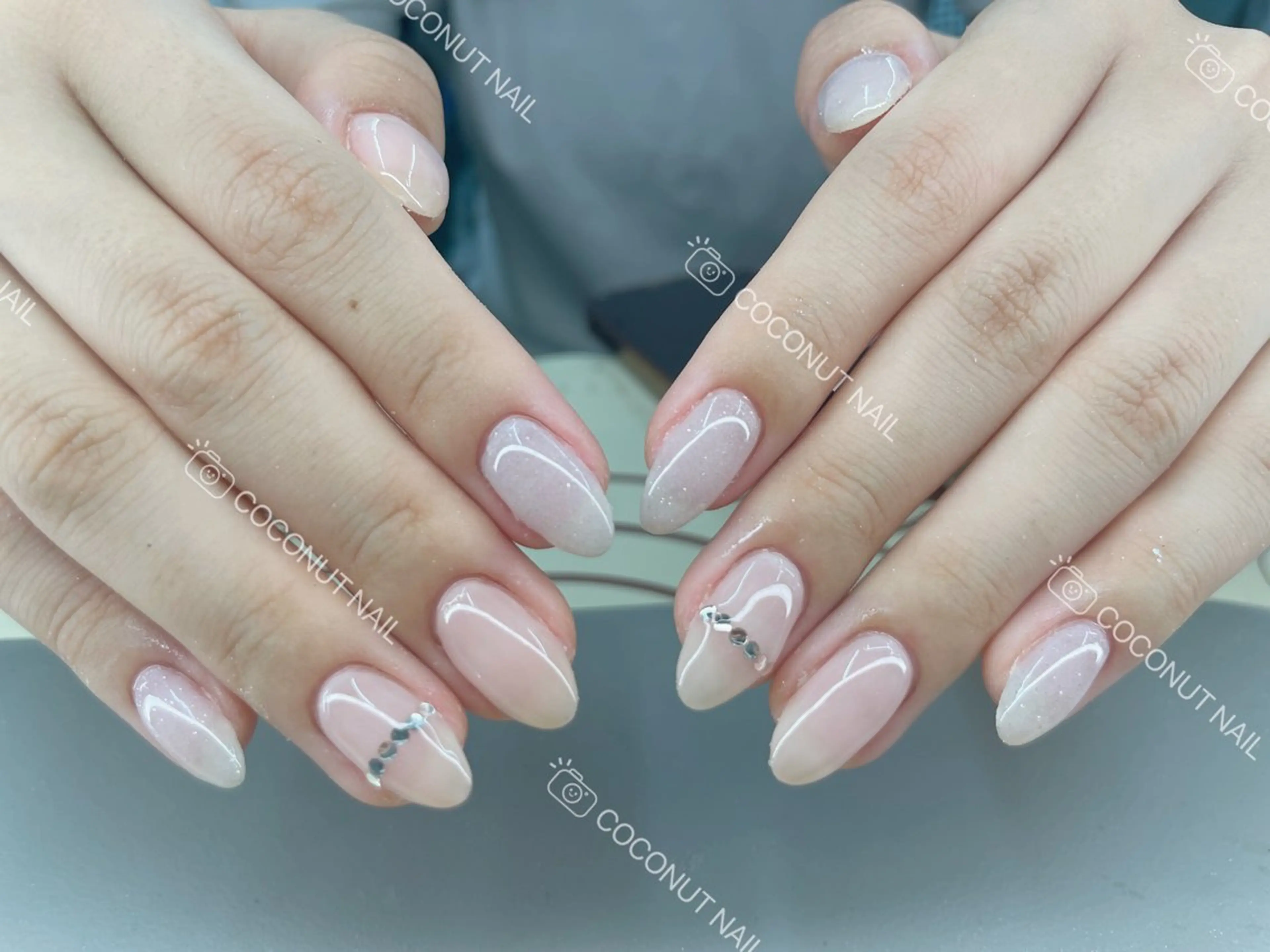 ネイル ハンドネイル 神田 ココナッツのネイルデザイン