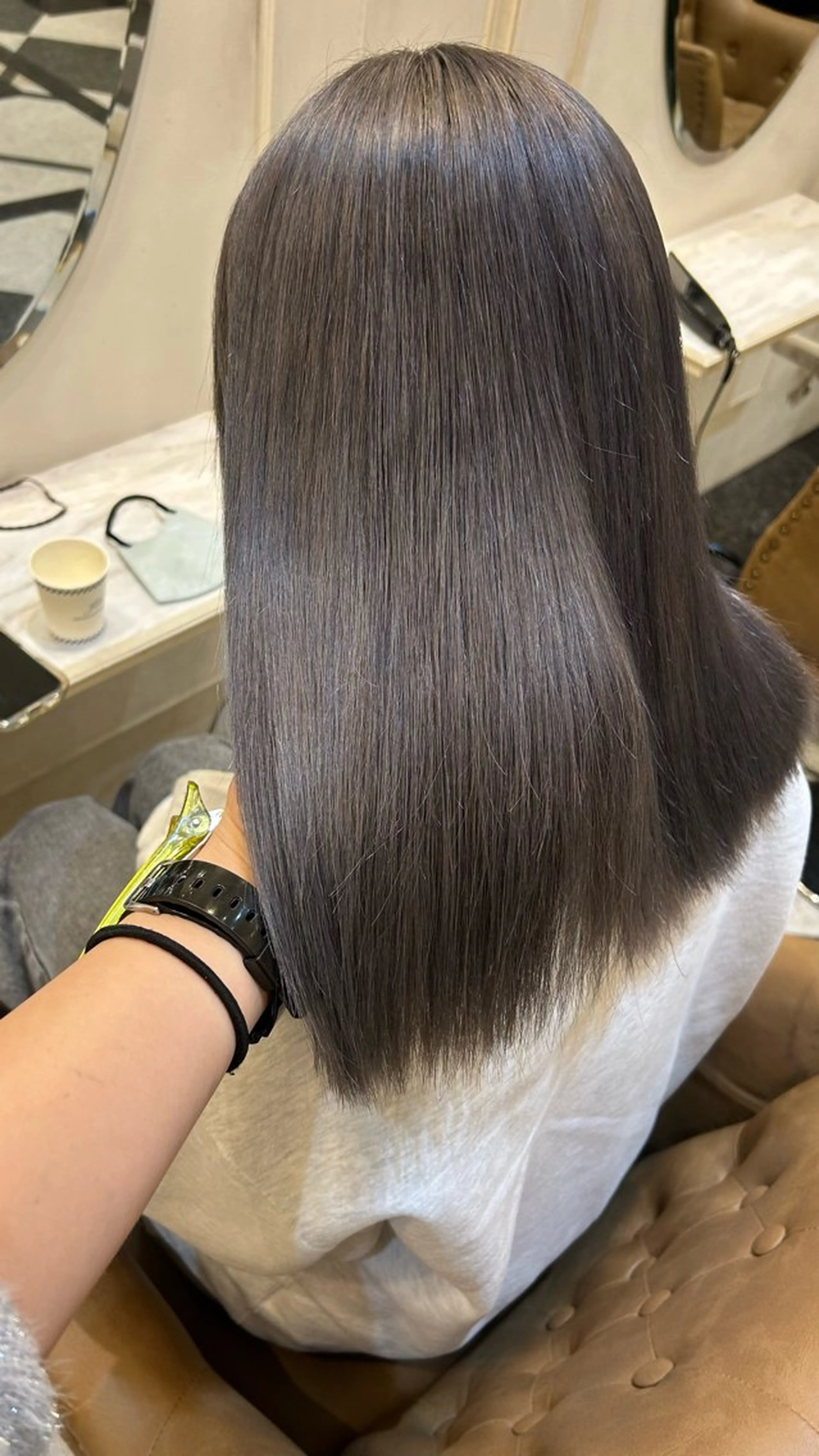 ミディアム カラー ゆう🫧 透明感/ハイトーンのヘアスタイル