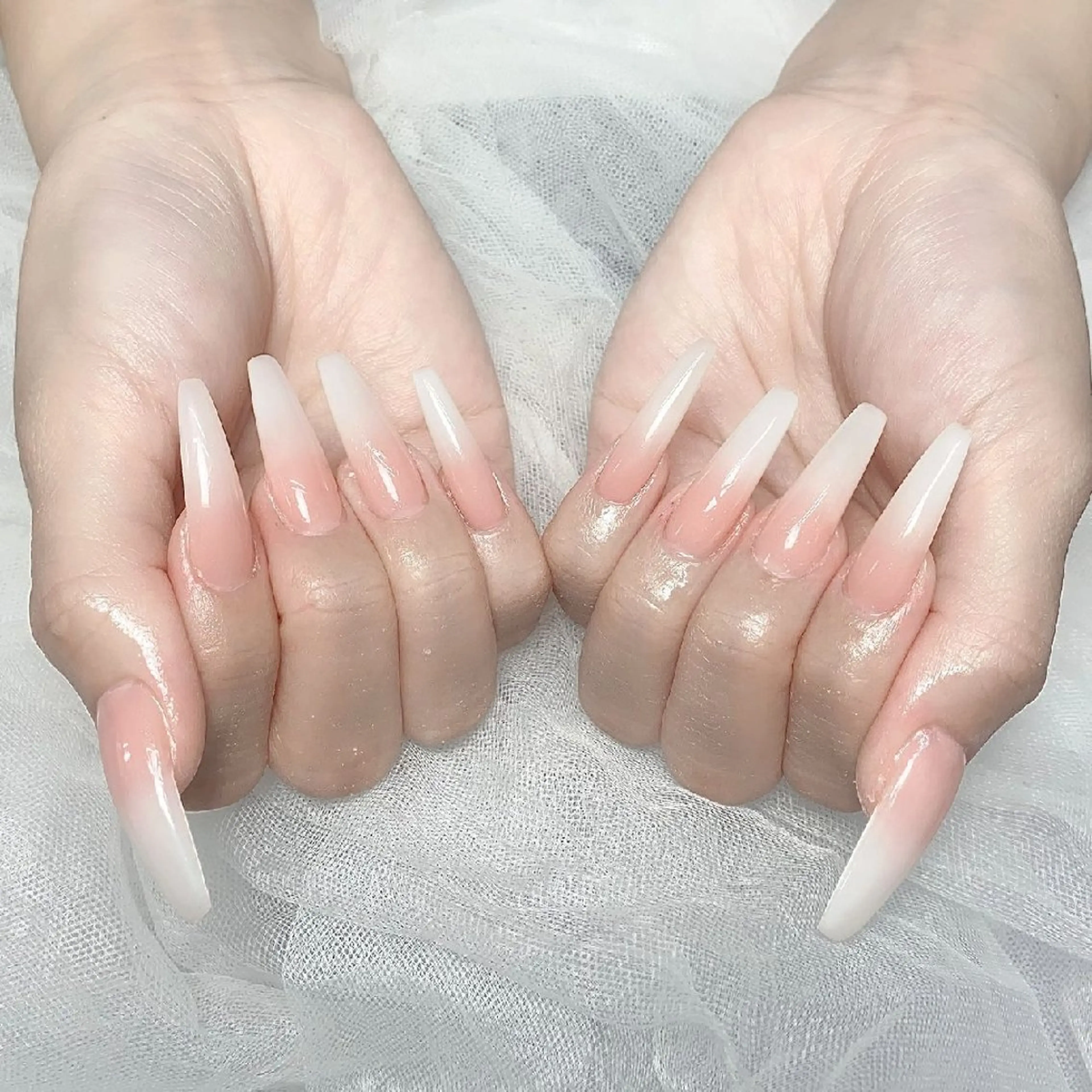 ネイル ENsalon AKIRAのネイルデザイン