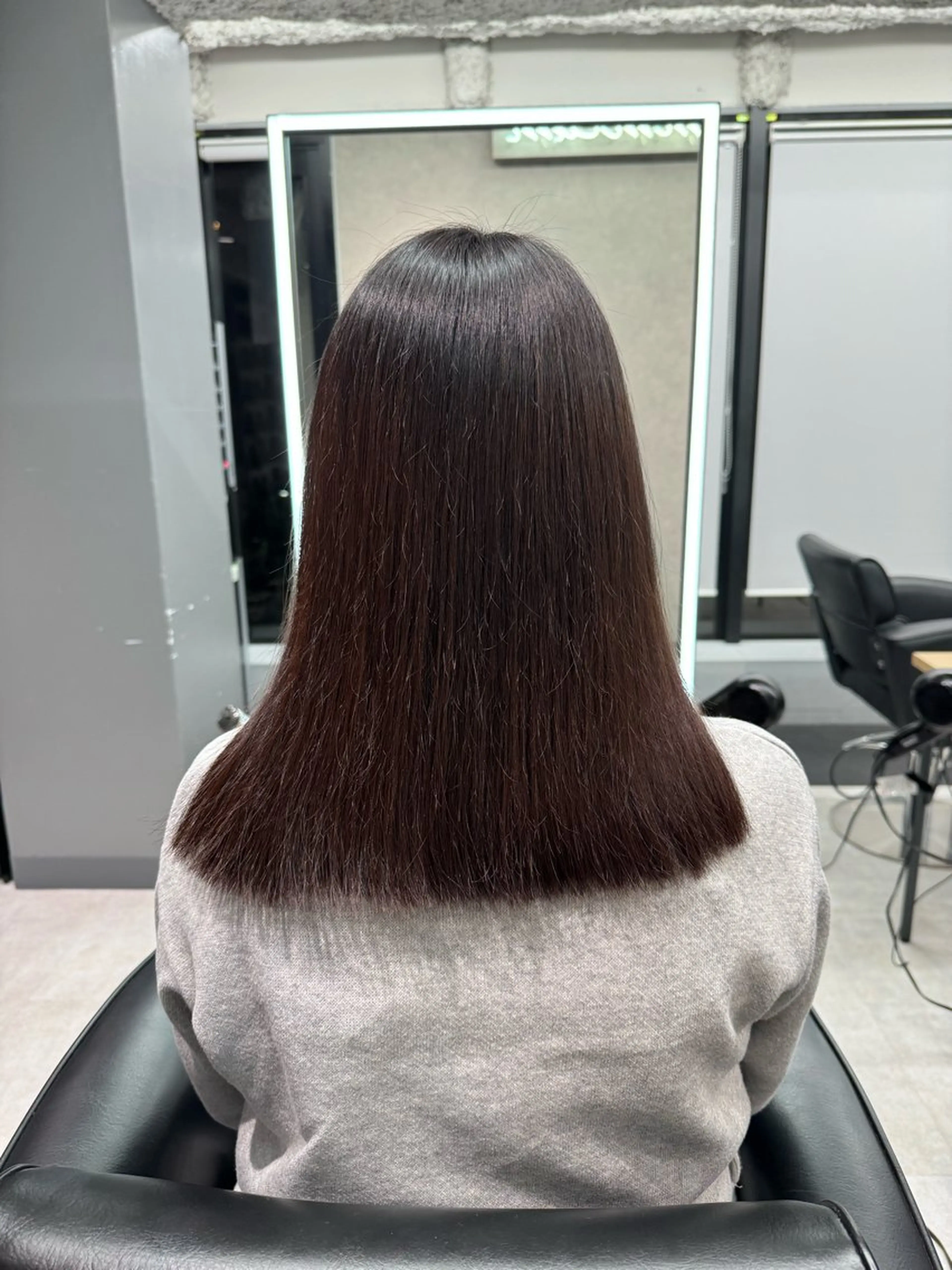 セミロング カラー 吉満 翔のヘアスタイル